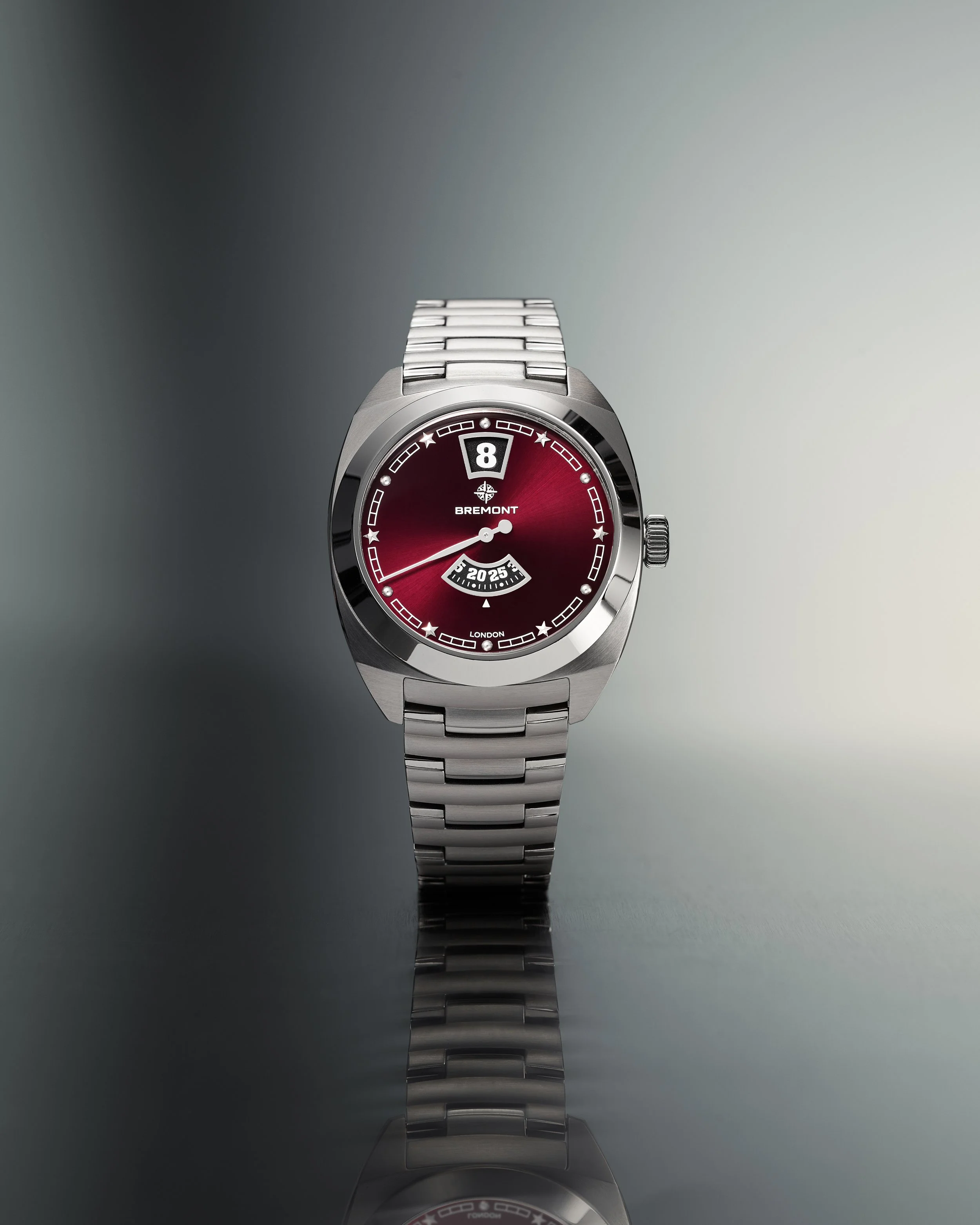 Bremont_TerraNova35_JumpingHour_Burgundy_Hero_B.jpg