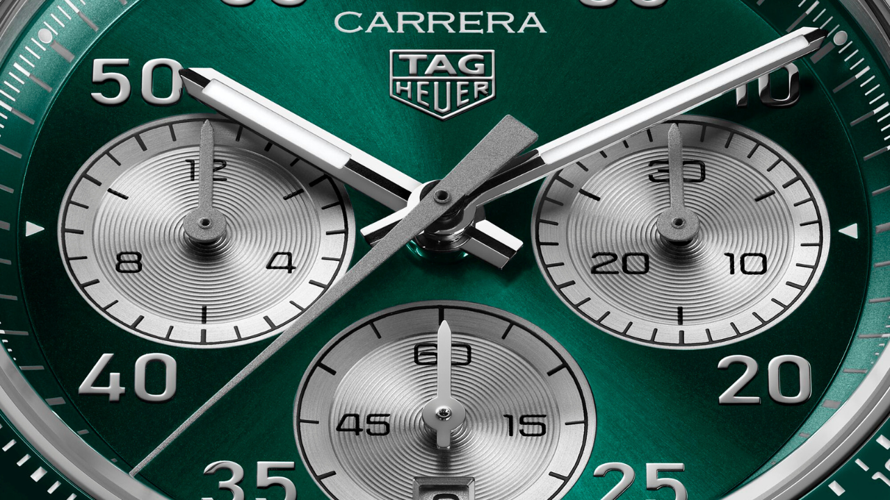 TAG Heuer volta com o Carrera Sport: menor, mais fino e com numerais arábicos