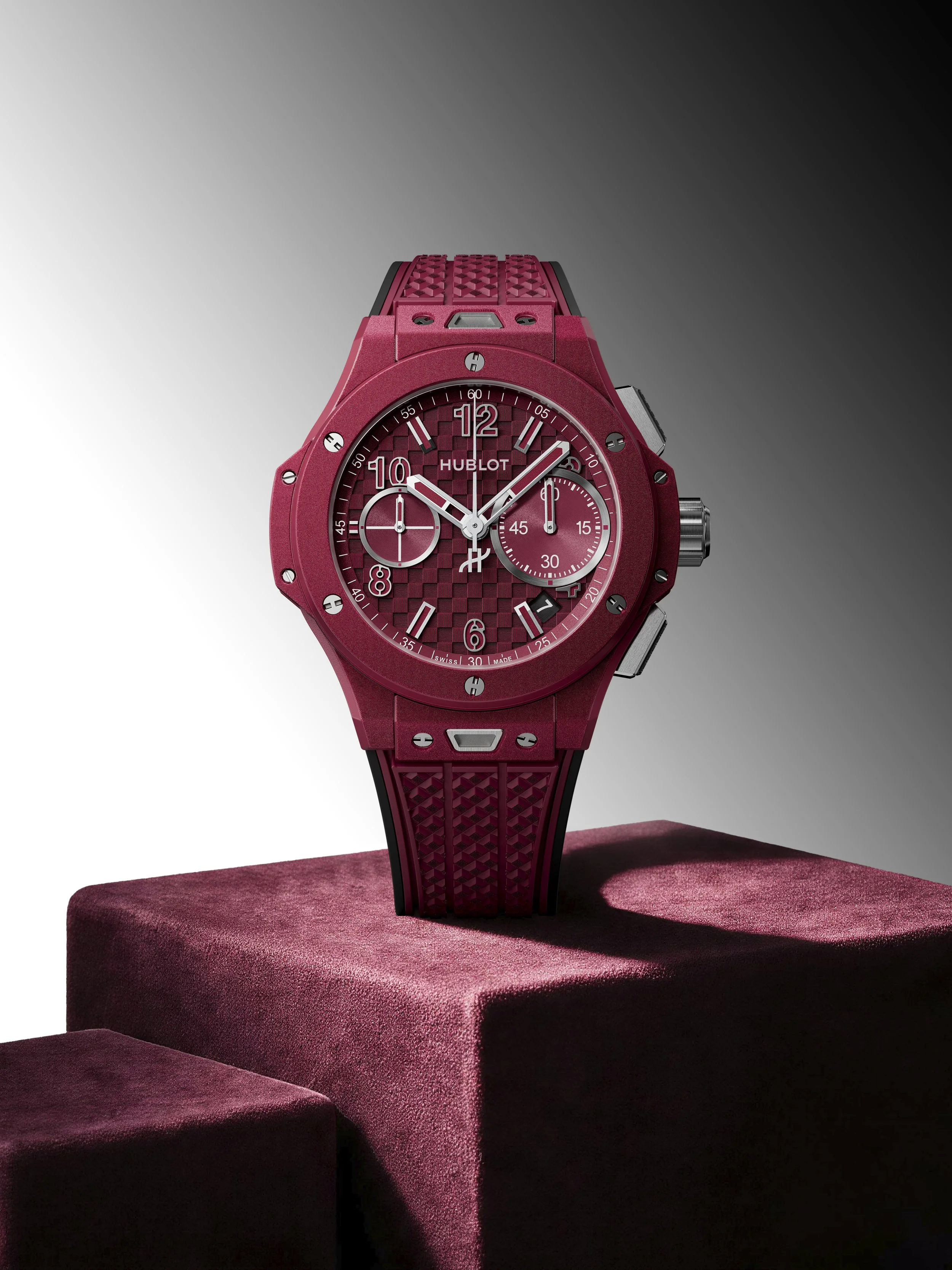 Hublot-Big-Bang-Original-Soft-Touch-All-Red-2.jpg