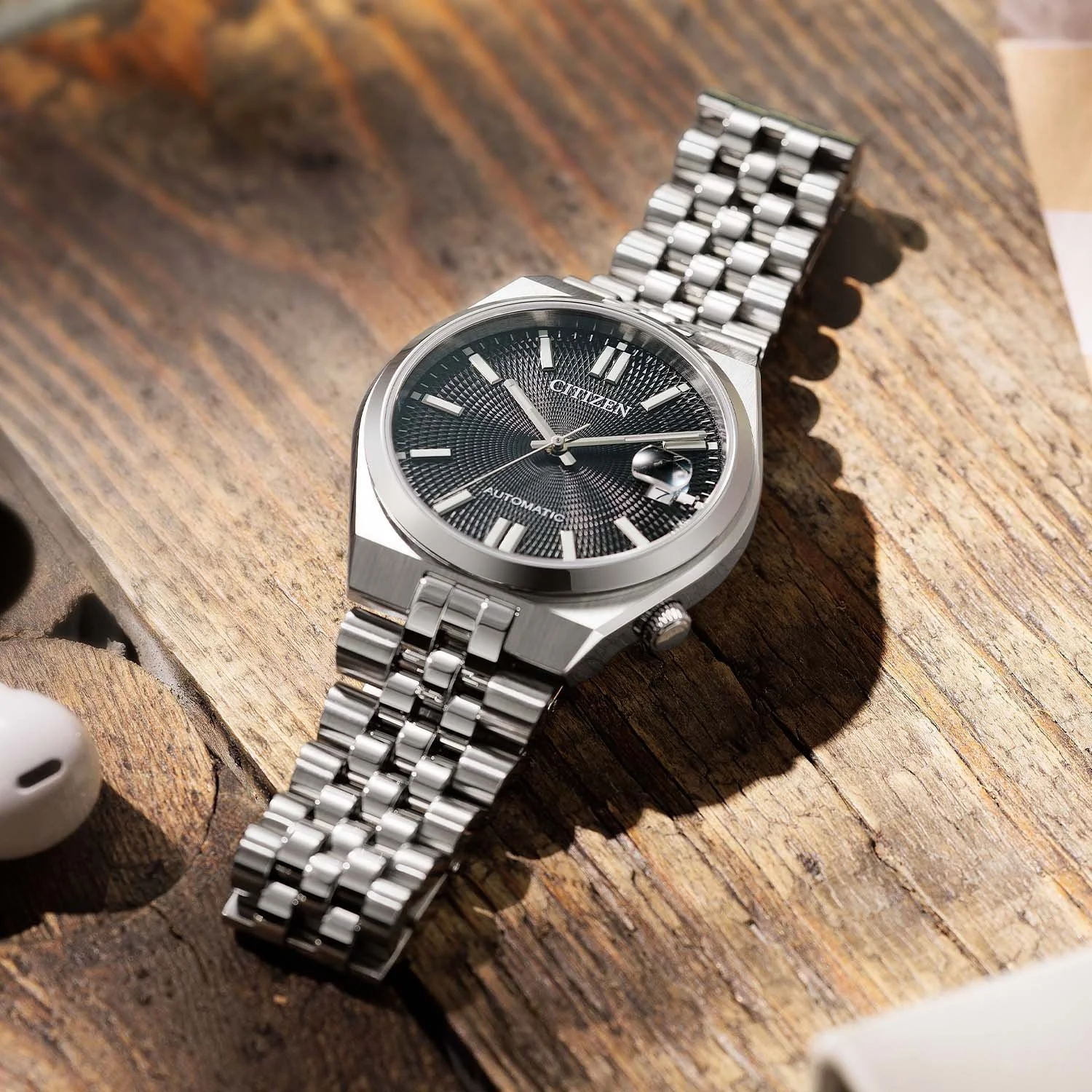 Citizen-Tsuyosa-60-Automatic-37mm-longer-power-reserve-guilloche-like-dial-NK0032-56A-NK0030-51X-NK0030-51E-4.jpg