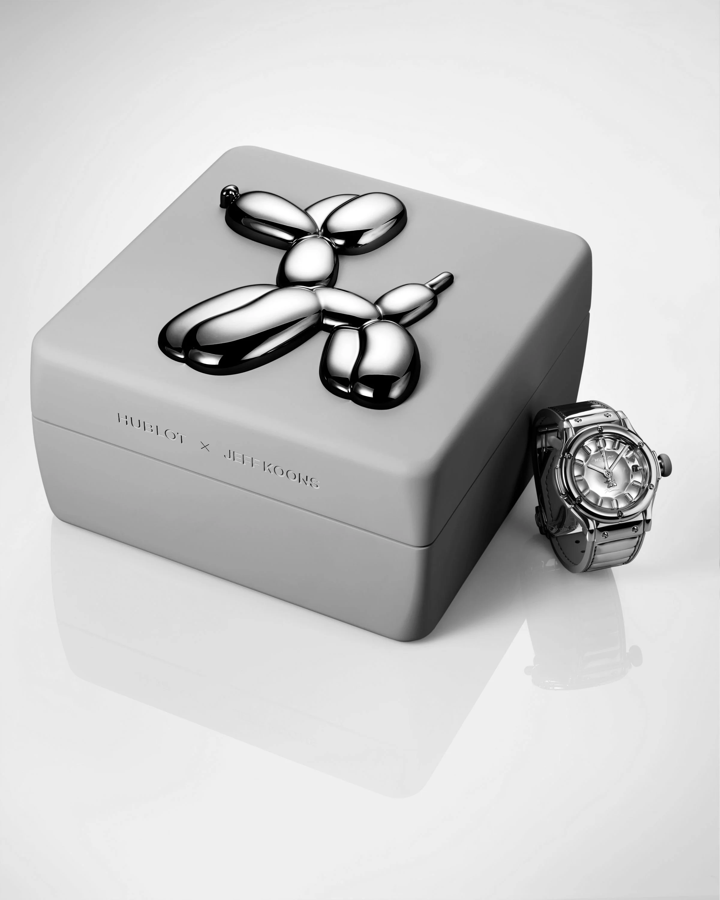 Hublot_Classic Fision Balloon Dog by Jeff Koons Silver (2).jpg