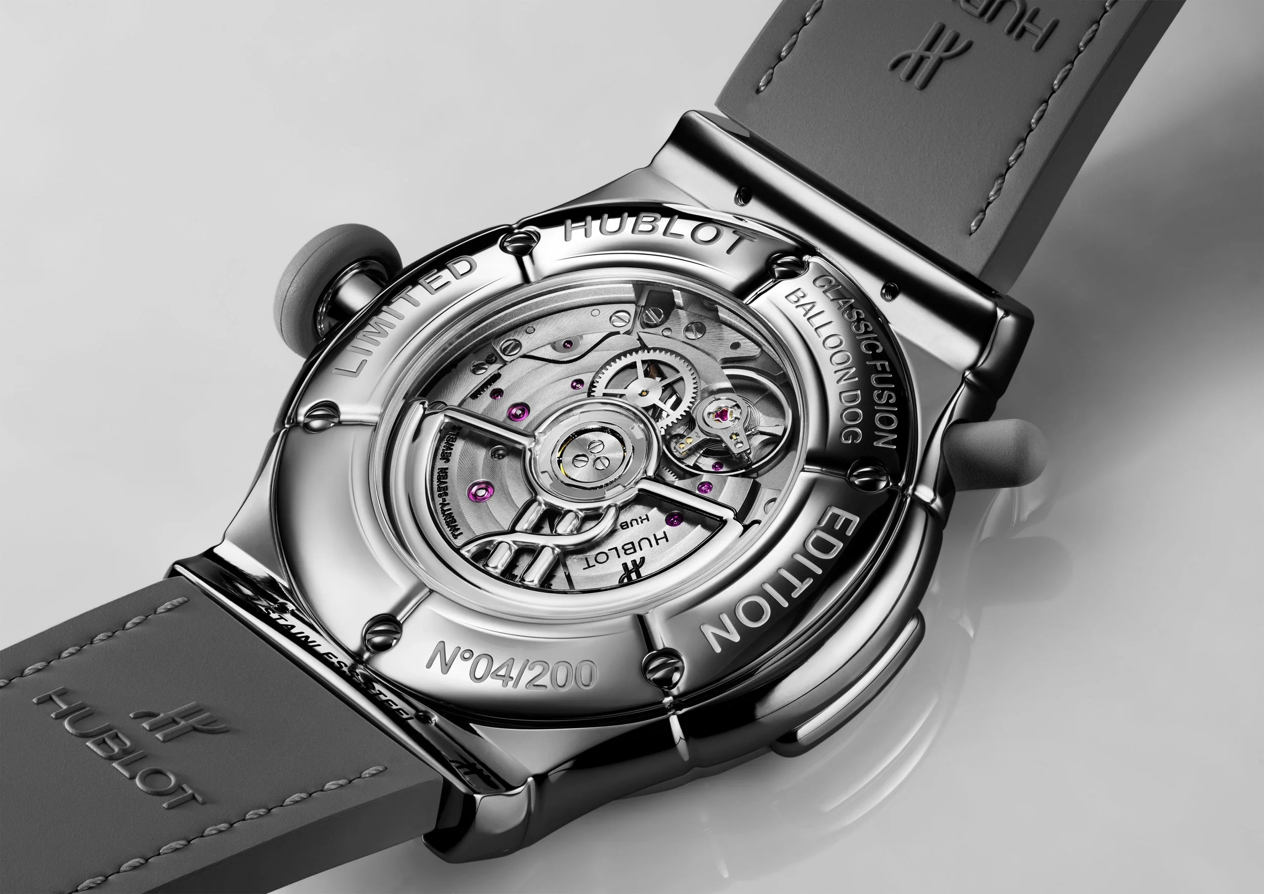 Hublot_Classic Fision Balloon Dog by Jeff Koons Silver (4).jpg