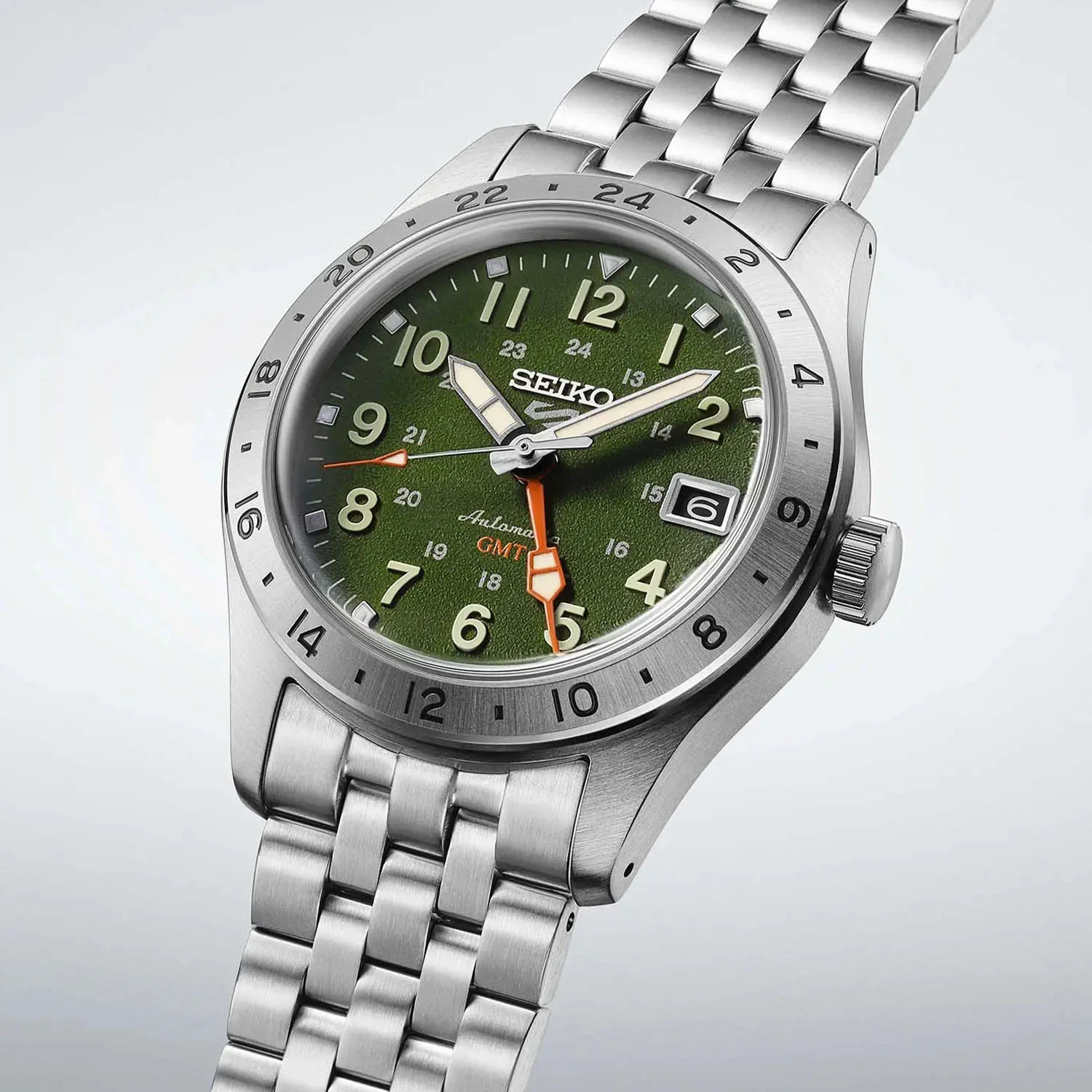 2026-new-colours-Seiko-5-Sports-Field-Watch-HDB001-HDB002-2.webp