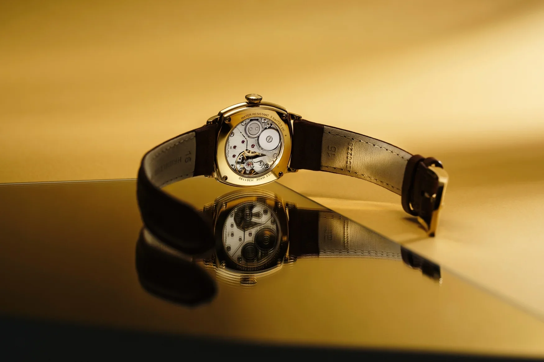 Hamilton-American-Classic-Cushion-caseback-image-7.jpg.webp