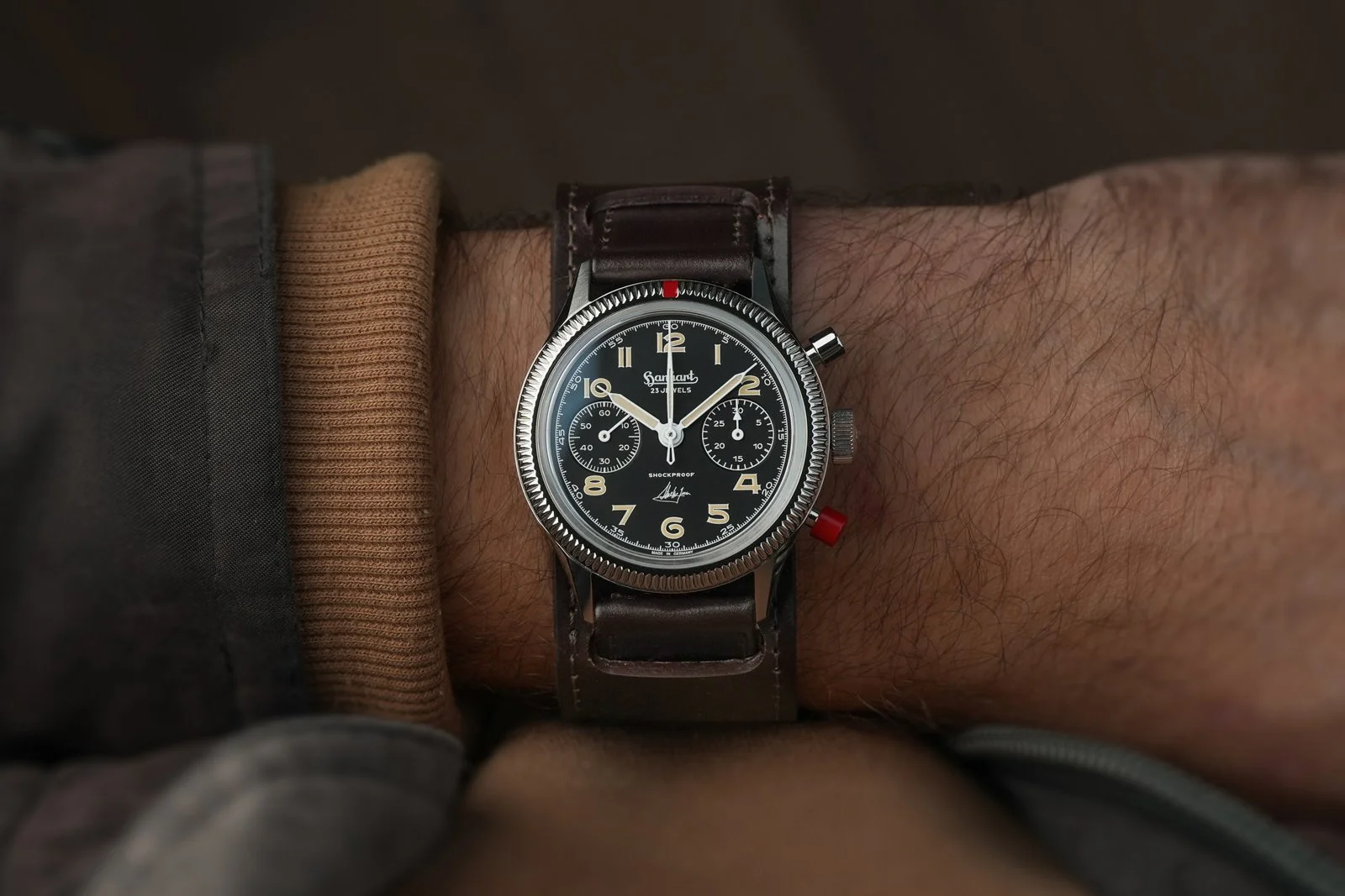 Hanhart-417-ES-Steve-McQueen-lifestyle.jpg