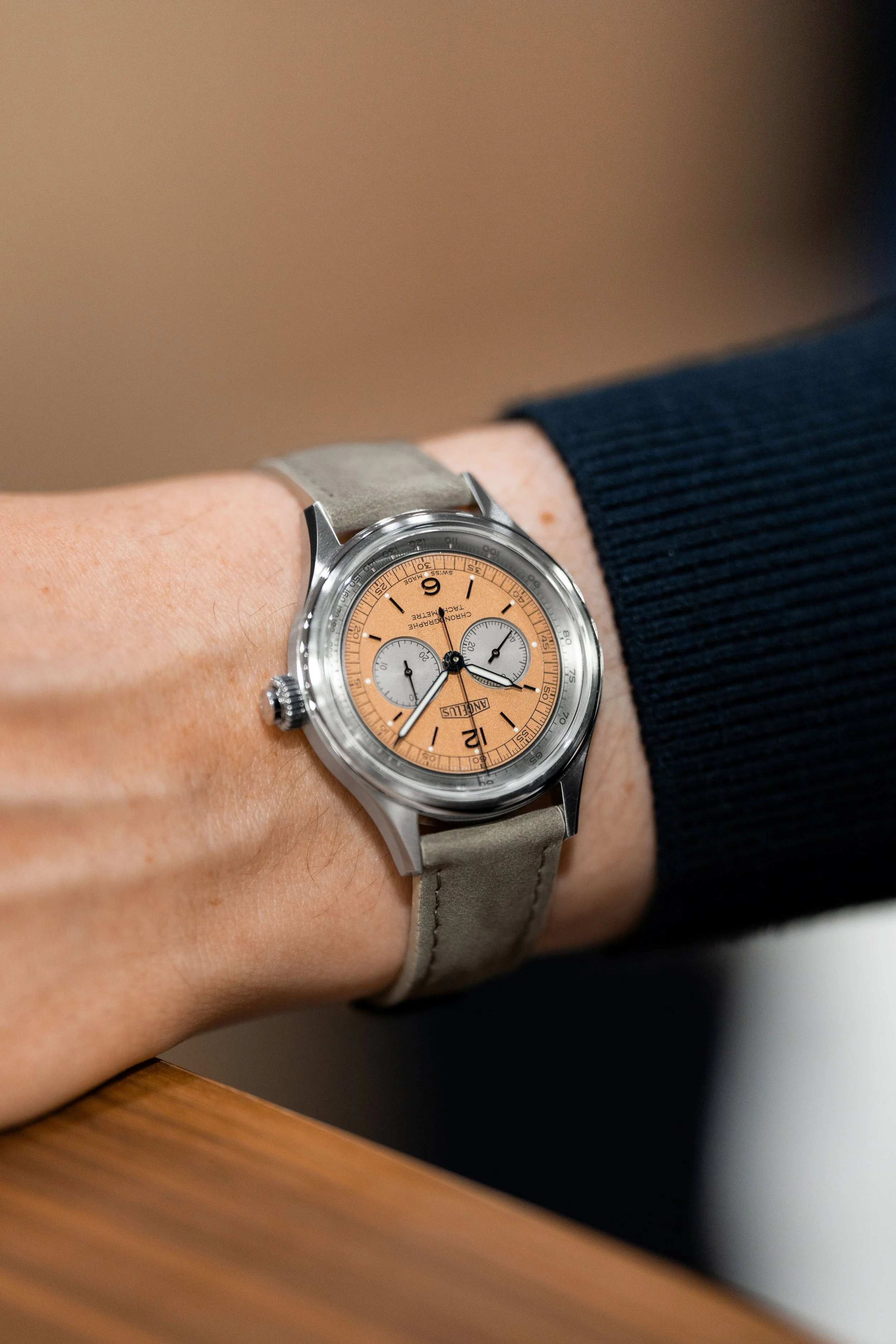 ANG Chronographe Tachymètre_social media (4).jpg