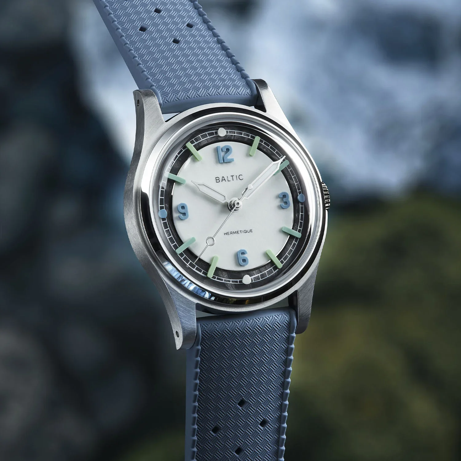Baltic-Hermetique-The-Rift-Edition-Cycling-34mm-37mm-5.webp