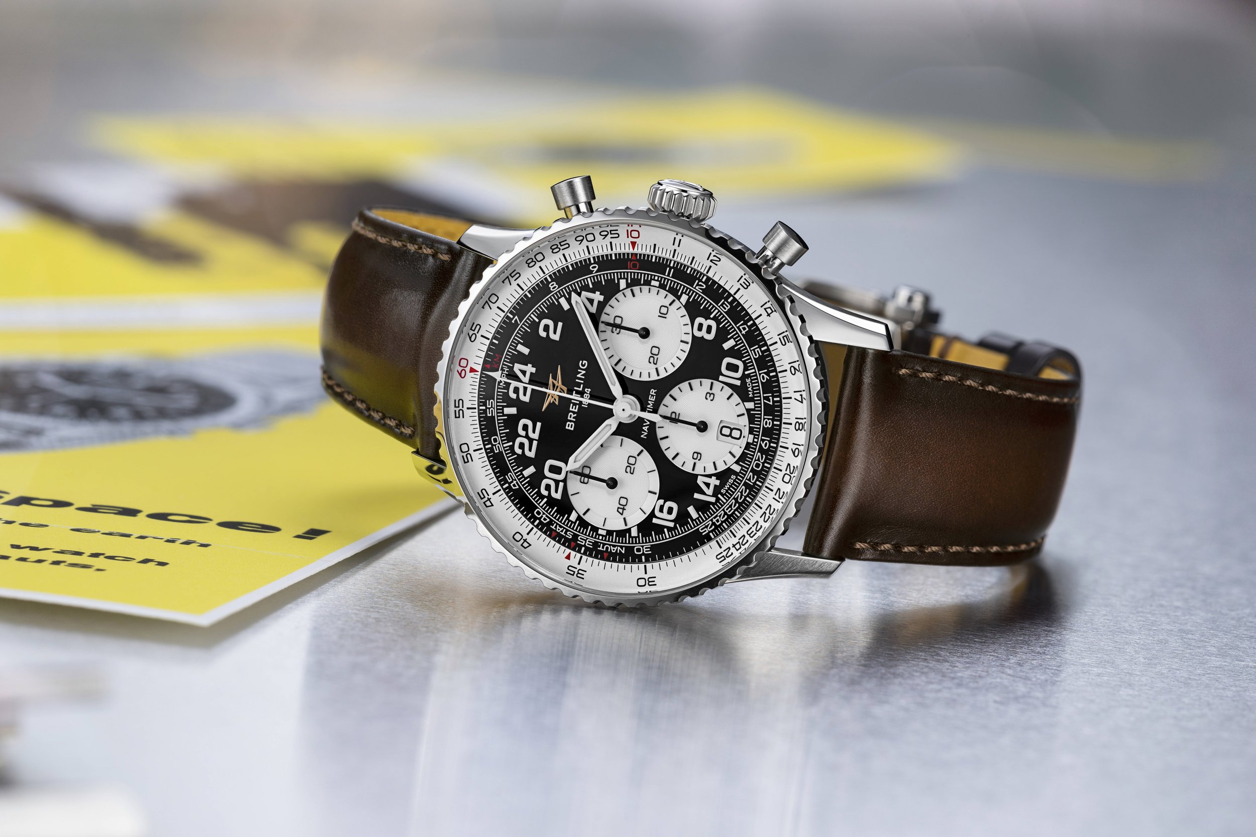 03_Breitling-Navitimer-B02-Chronograph-41-Cosmonaute_AB0230211B1X1_Leather_RGB.jpg