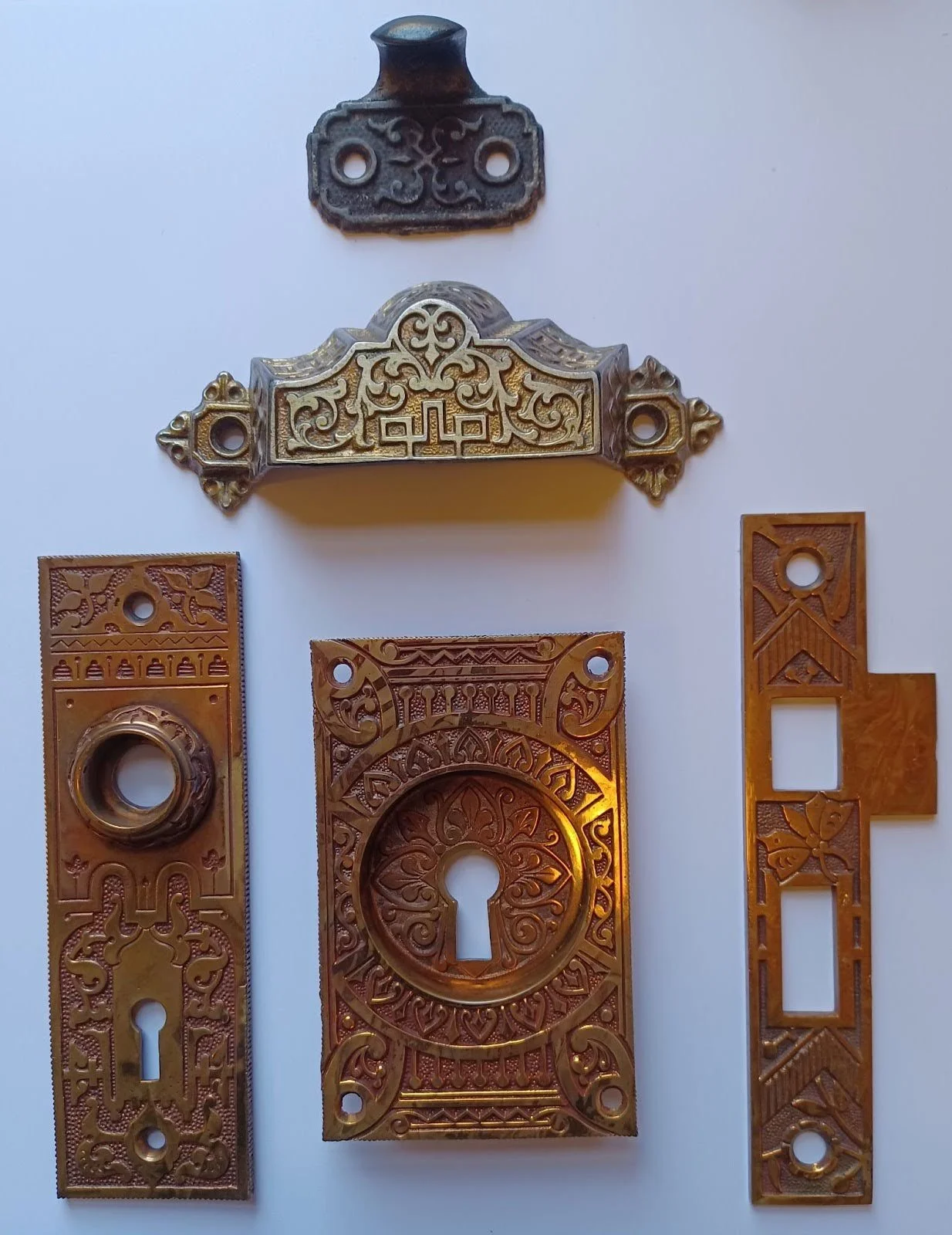 Donation of Beautiful Hardware from the&nbsp;Historic David M. Dunne House