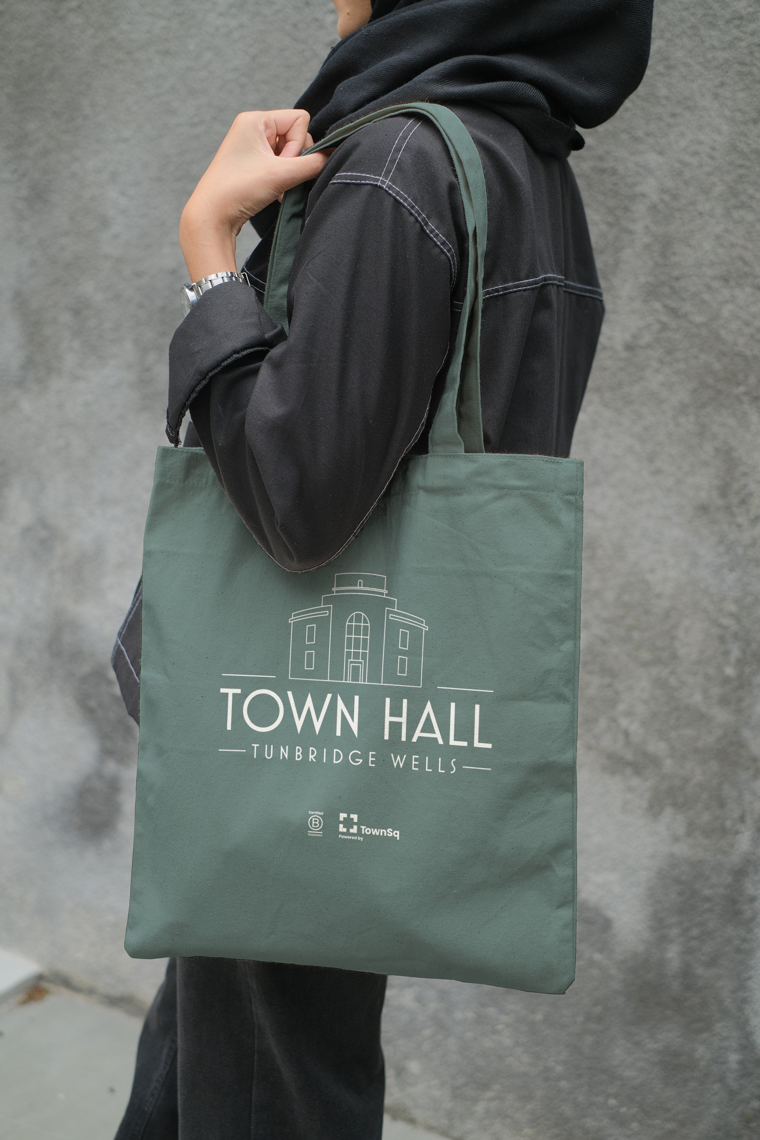 PHOTO MOCKUP TOTEBAG 2_2.jpg