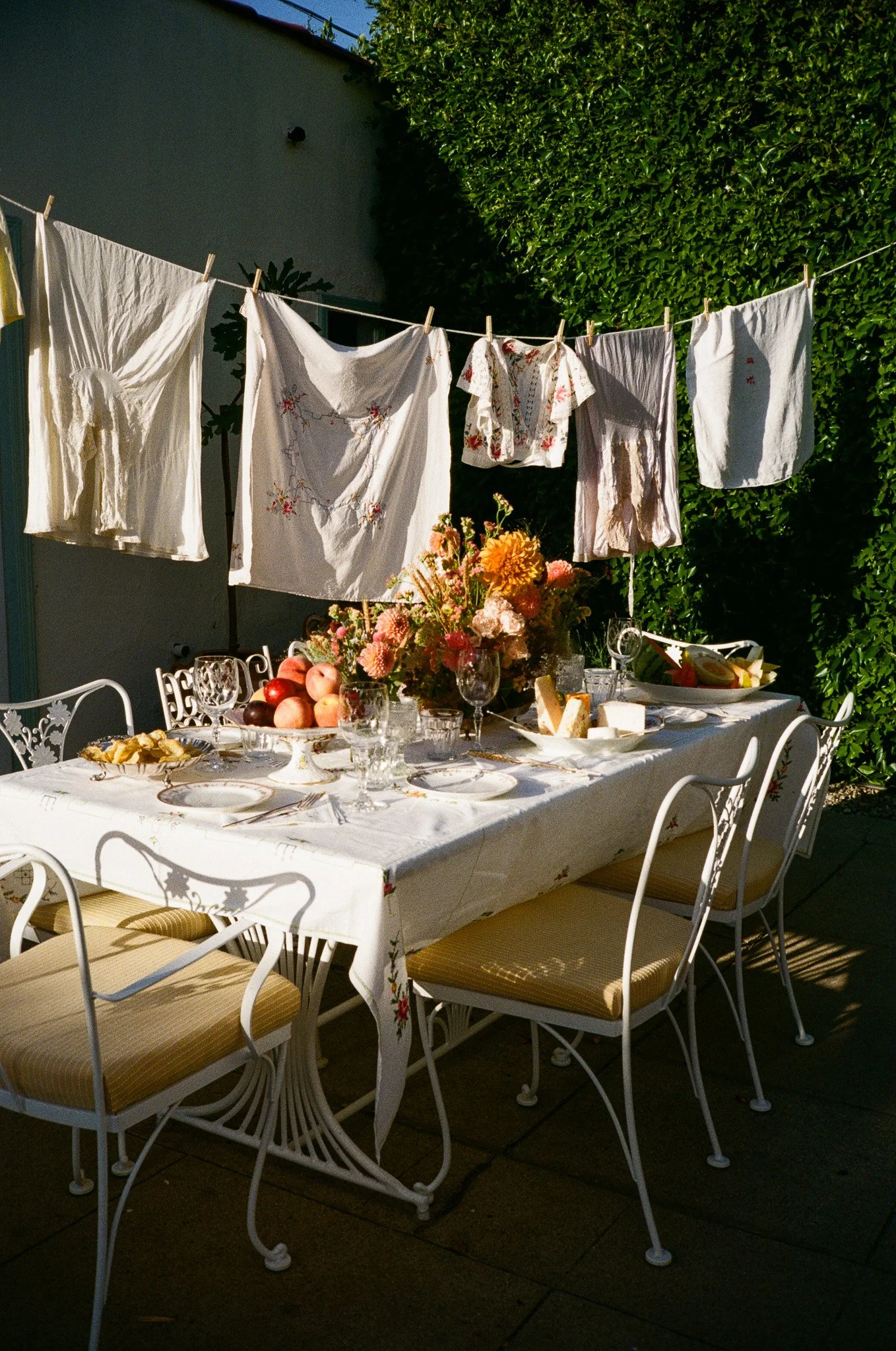 Badminton and a Golden Hour Dinner - A Summertime Soirée Inspired by August Light