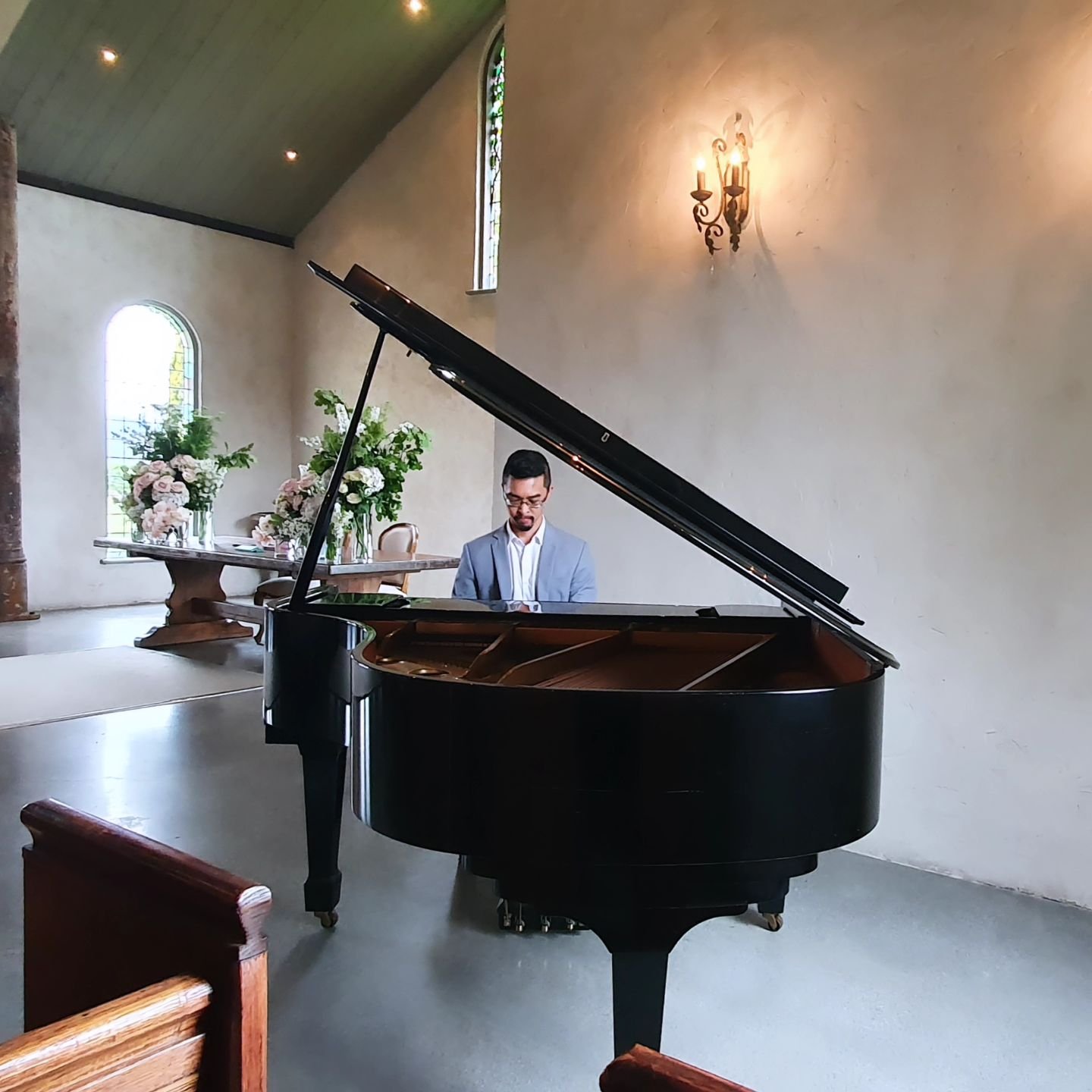 Looking forward to playing the grand piano at the Stones of the Yarra Valley again in just a few short months.

Looking for a pianist who can create your own medley of songs for your wedding? DM me today.

@stonesoftheyarravalley

#piano #pianist #pi