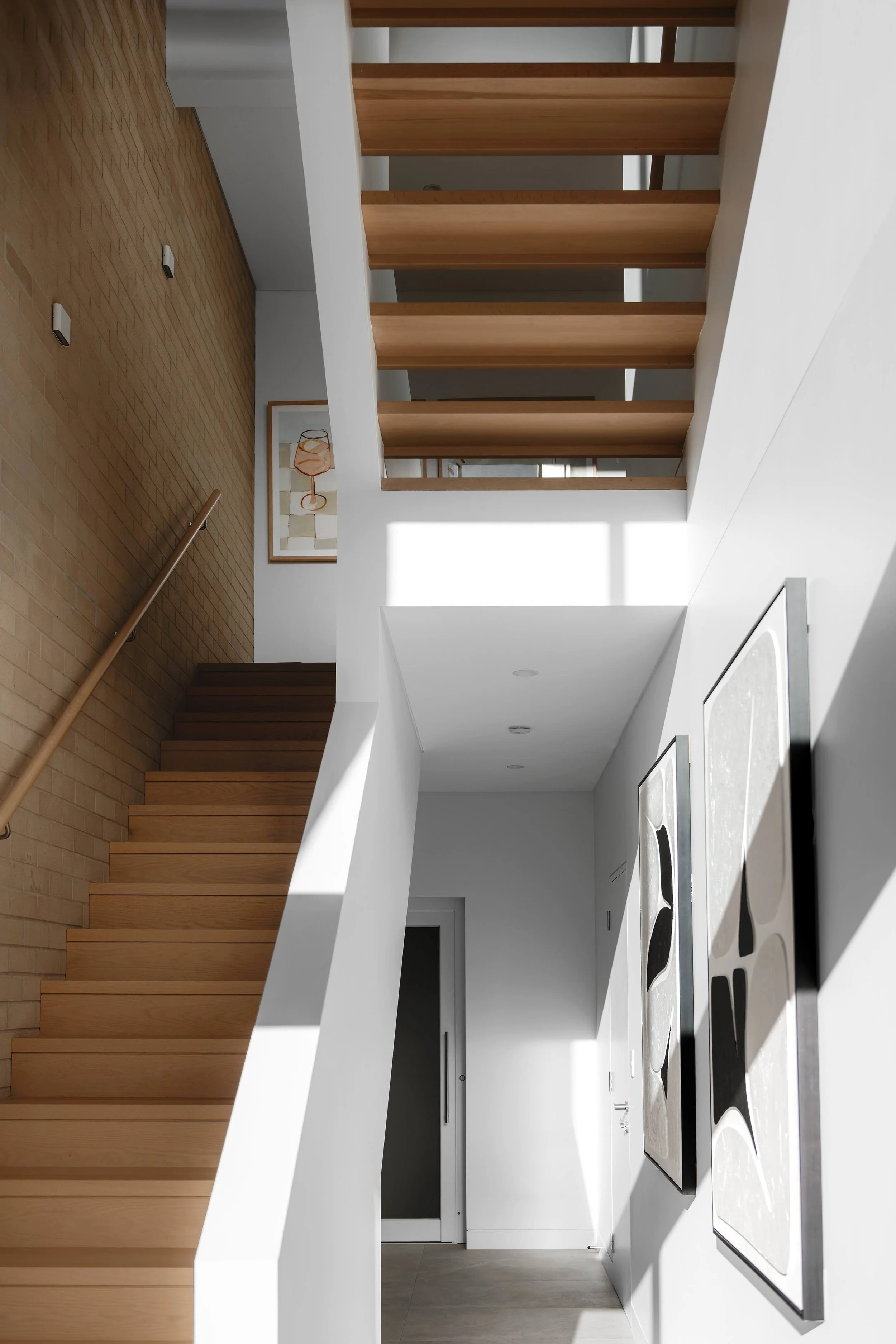 dundas-valley-duplex-interior-entry-void-mont-architects.jpeg