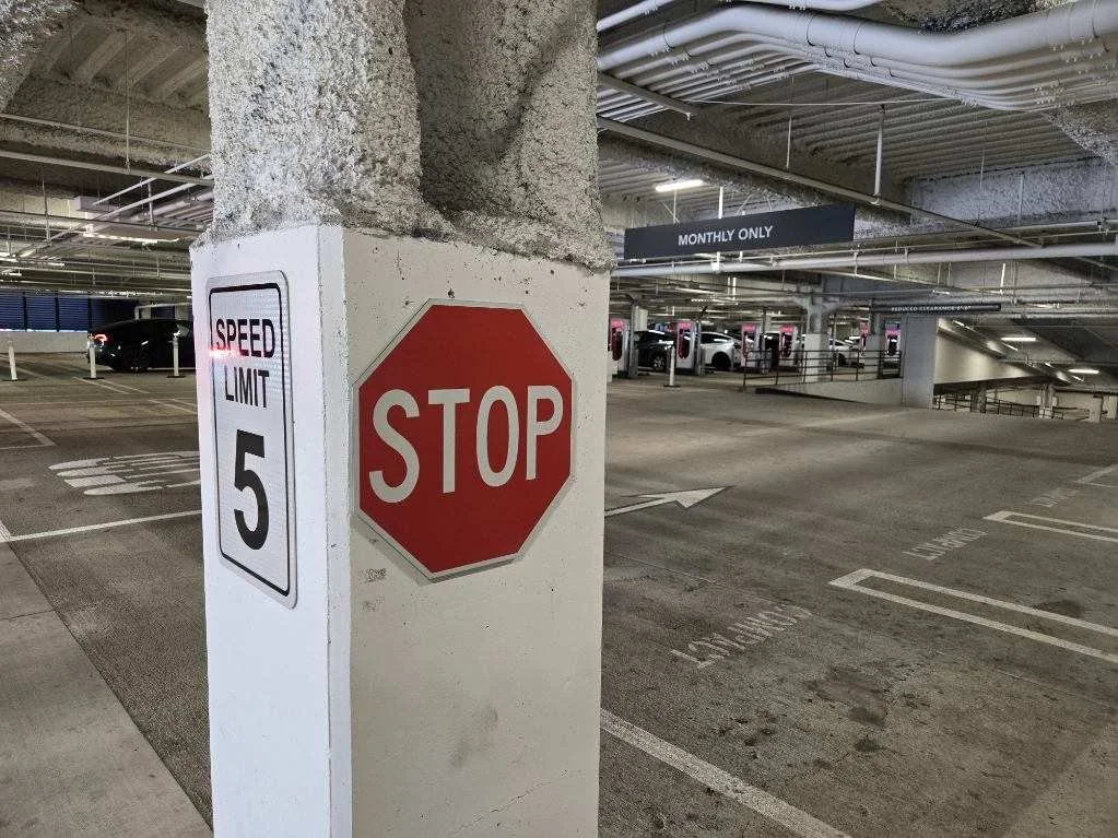 Lumen West - Parking Garage Signage System, LA
