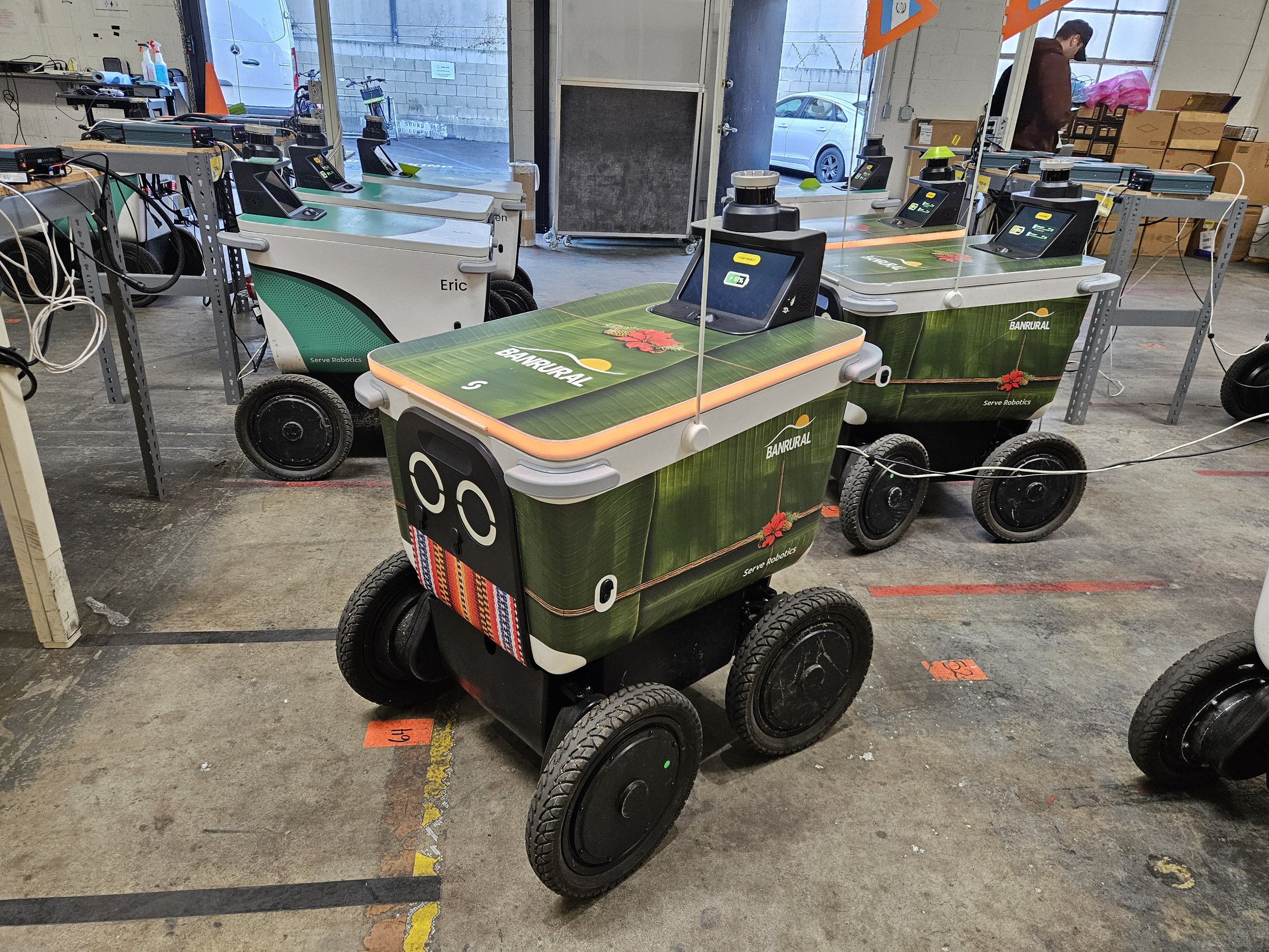 Serve Robotics, Los Angeles