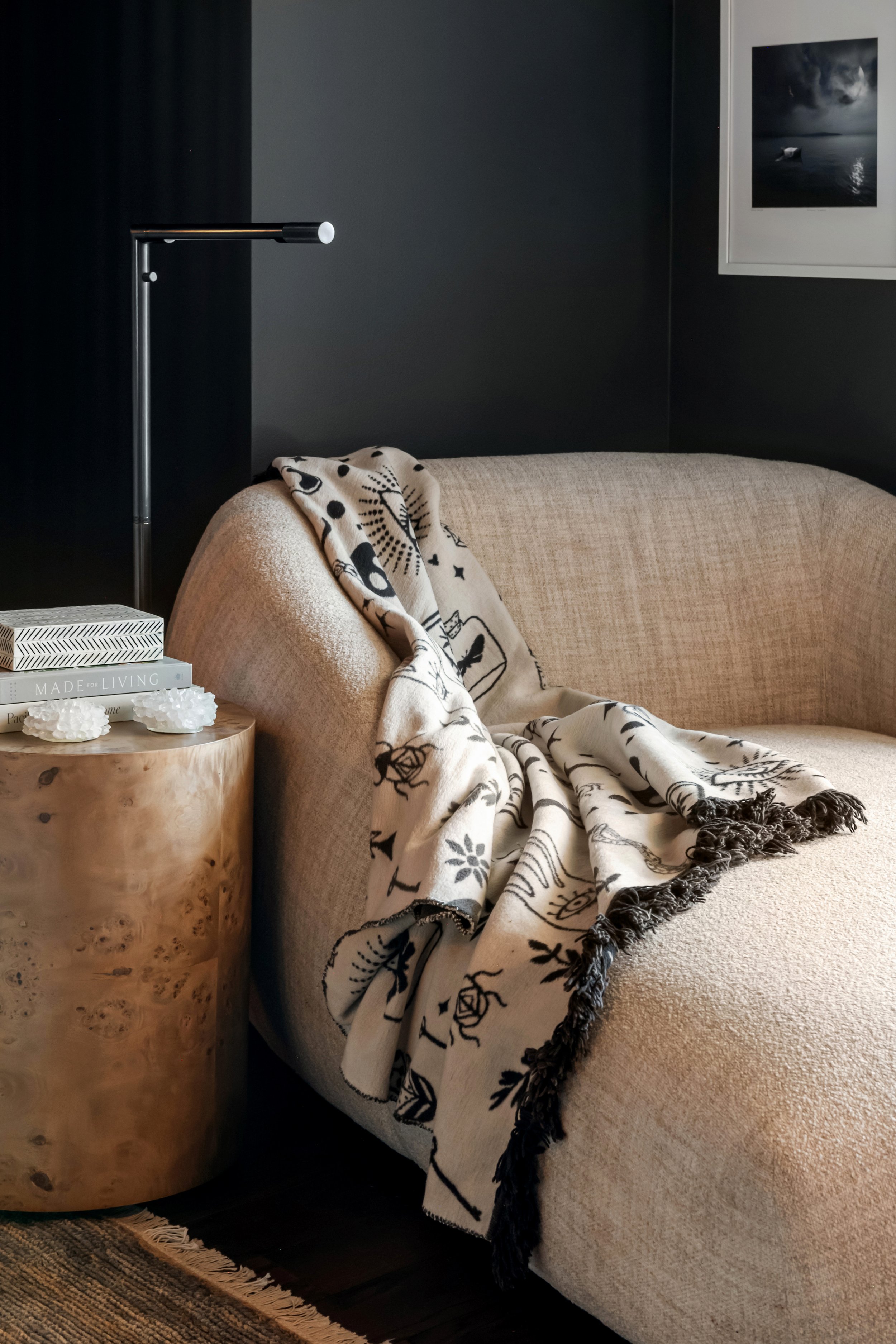 minhnuyet_hardy_brookwood_chaise.jpg