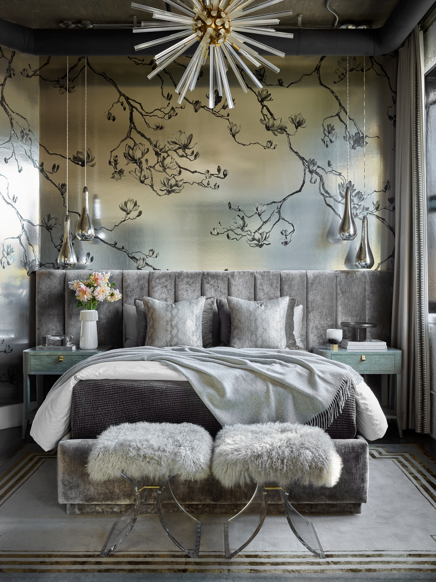 Primary Bedrooms: Restful Retreats, Rich in Texture