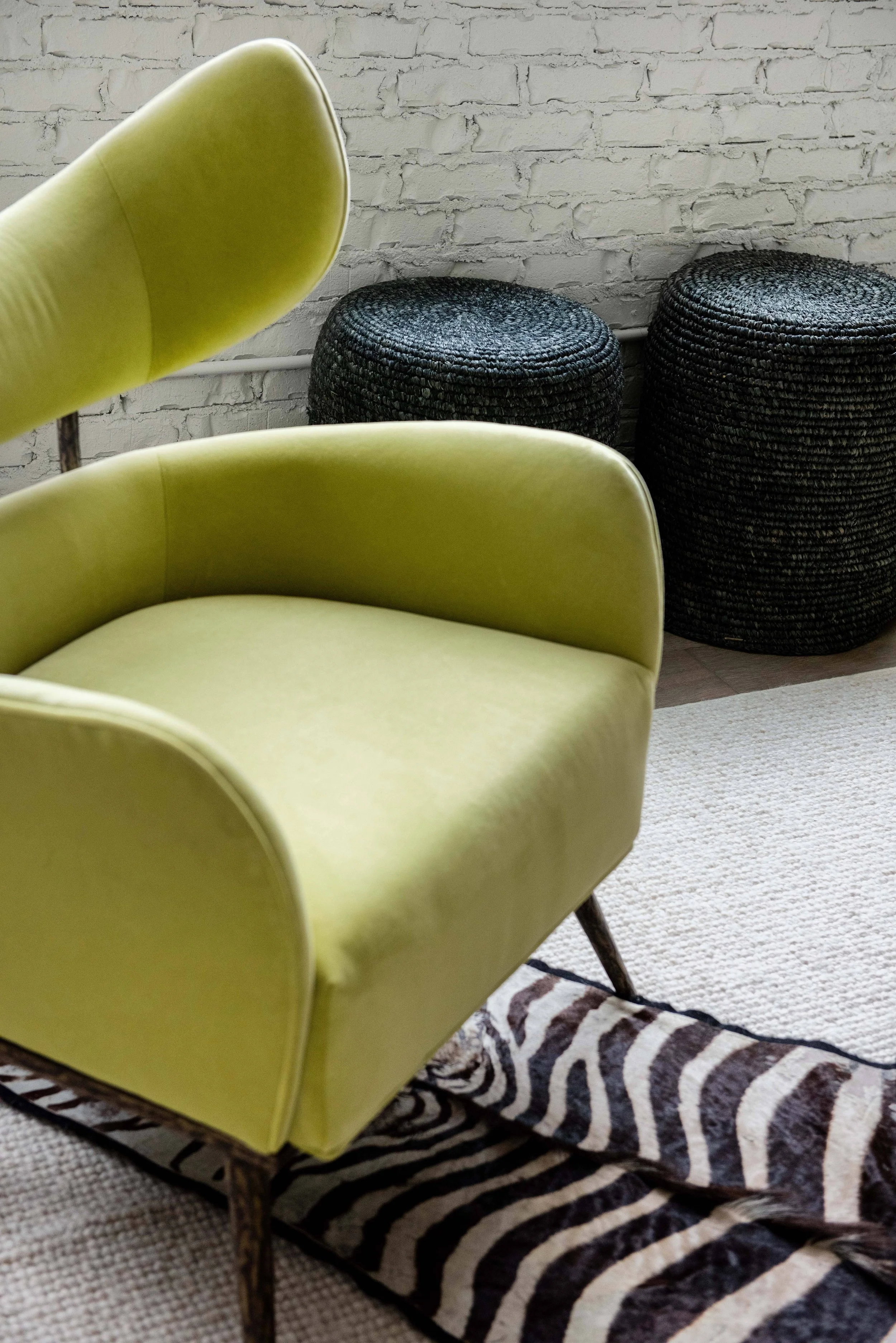 minhnuyet-hardy-contemporary-condo-interior-design-08.jpg