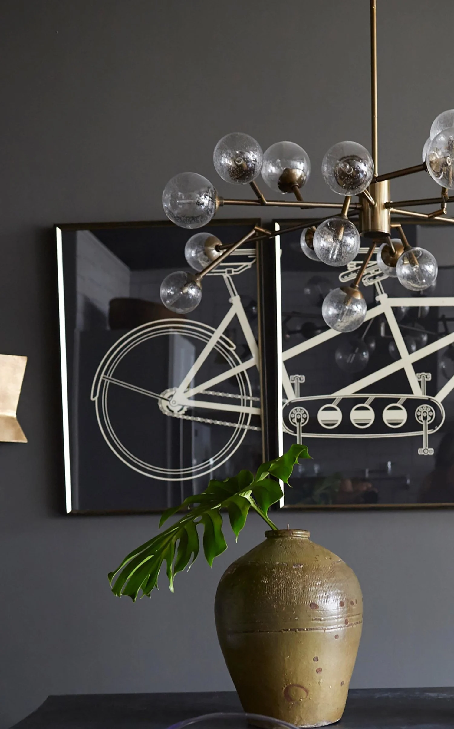 Minhnuyet Hardy - Contemporary Cool Loft