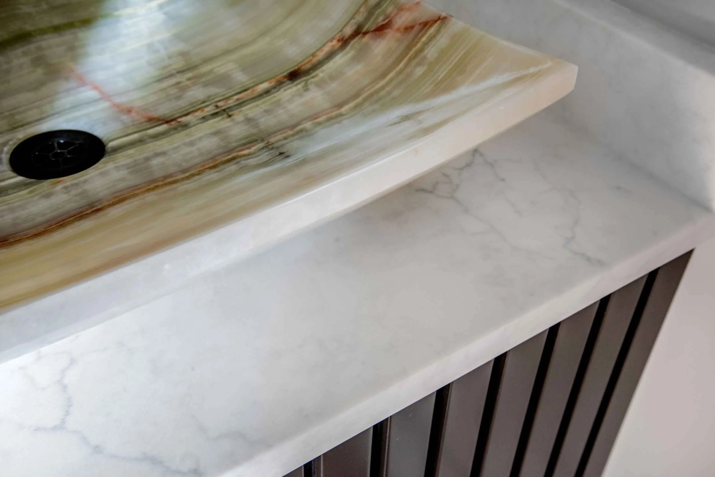 minhnuyet-hardy-modern-masculine-manor-basin-detail-16.jpg