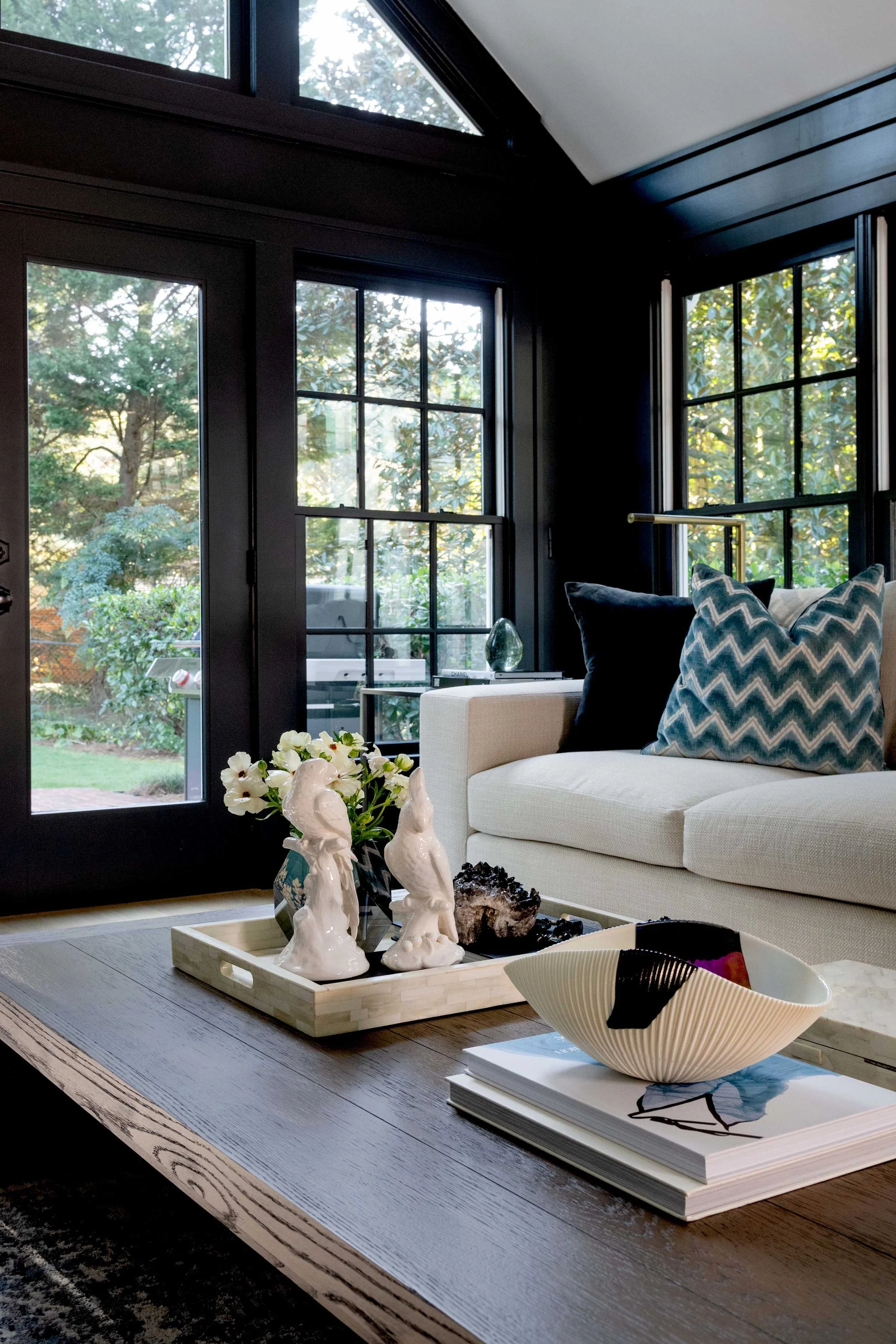 minhnuyet-hardy-refined-decatur-residence-living-room-coffee-table.jpg