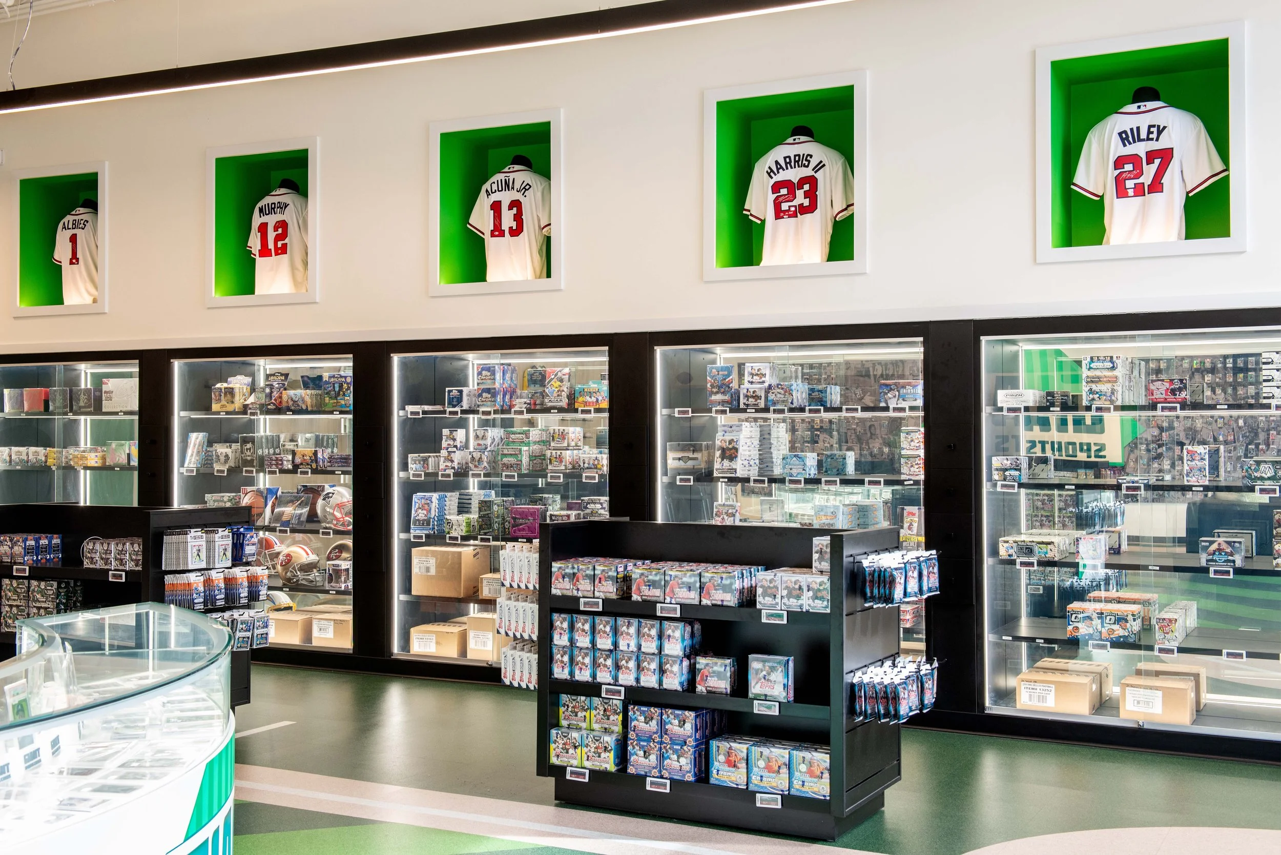 minhnuyet-hardy-giant-sports-interior-design-19.jpg