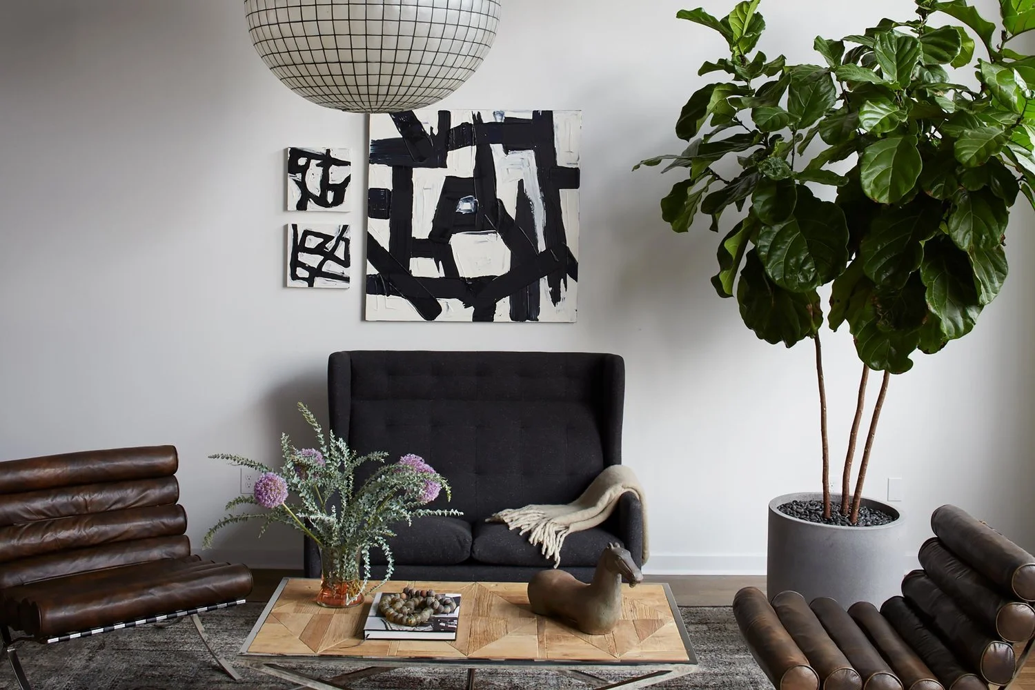 Minhnuyet Hardy - Contemporary Cool Loft