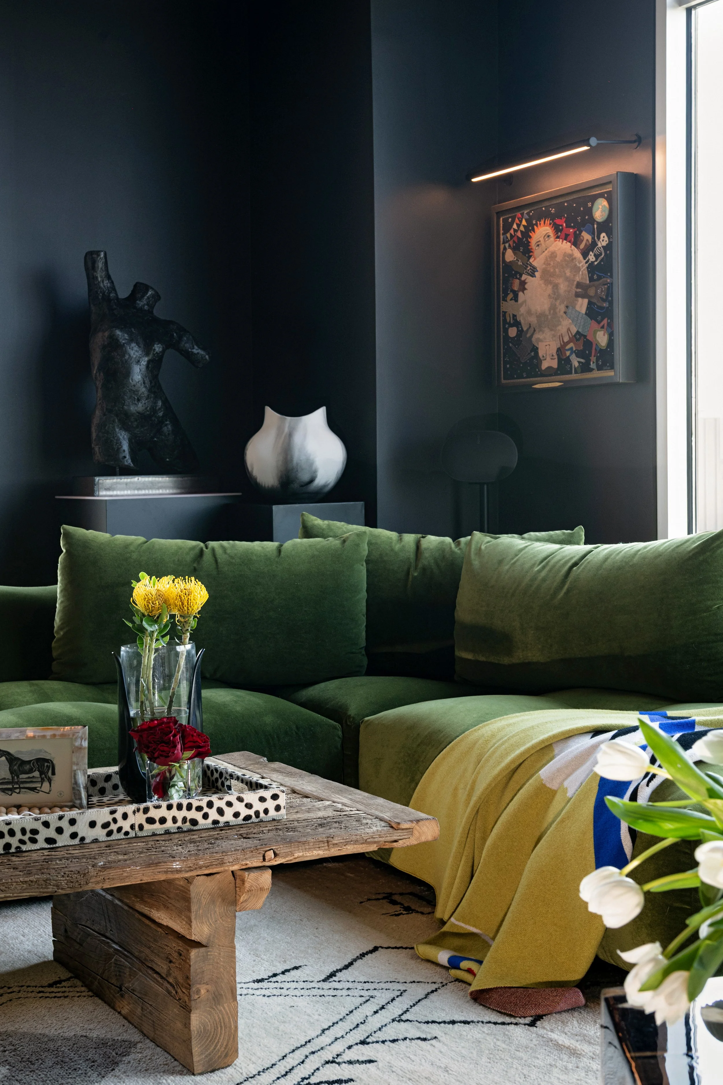 minhnuyet_hardy_brookwood_green_sofa.jpg