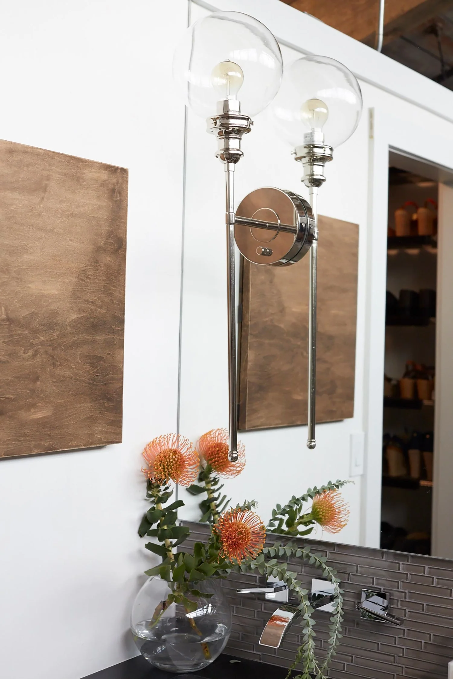 Minhnuyet Hardy - Contemporary Cool Loft