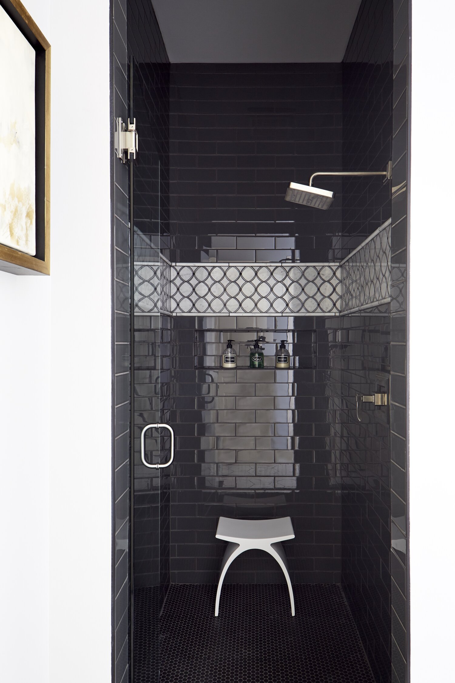 Minhnuyet Hardy - Edgy Estate Makeover - Shower