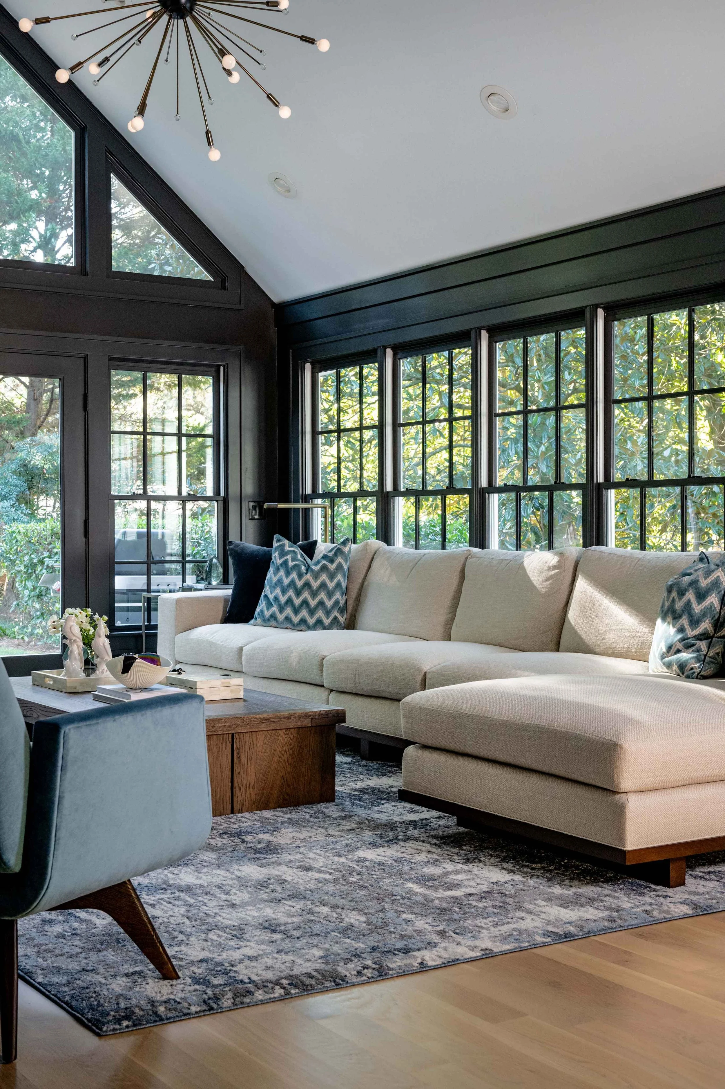 minhnuyet-hardy-refined-decatur-residence-living-room-sofa.jpg