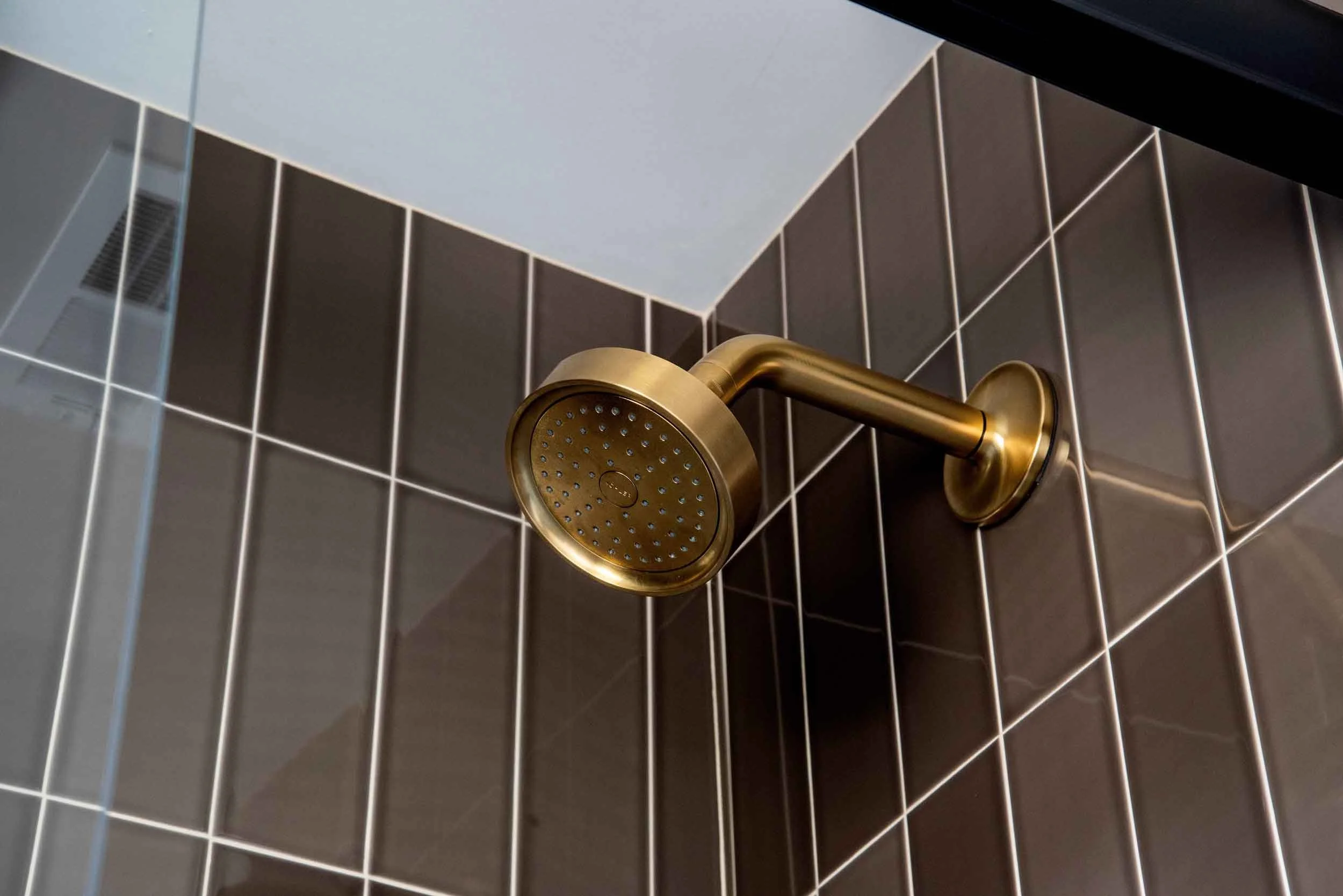 minhnuyet-hardy-modern-masculine-manor-fixture-25.jpg