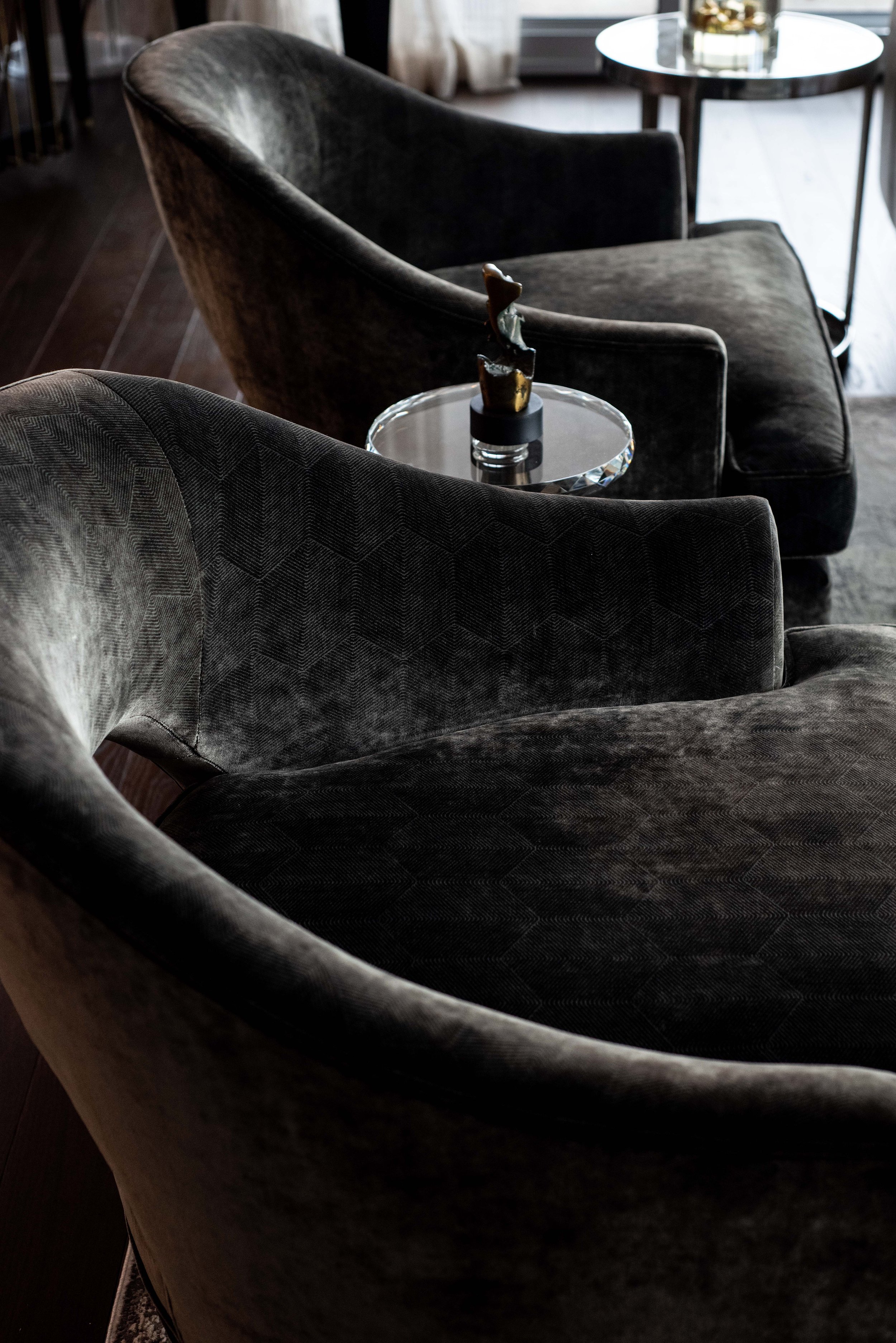 minhnuyet-hardy-modern-glam-buckhead-interior-design-07.jpg