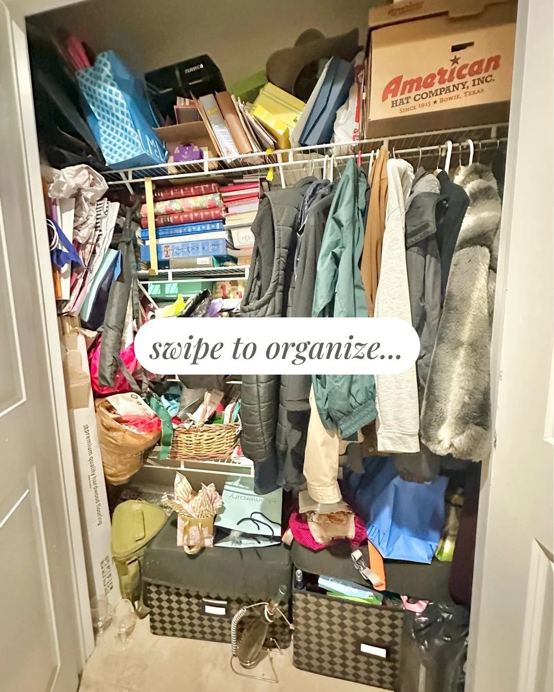 The transformation speaks for itself!✨ Once your closet has an organizing system in place, you&rsquo;ll wonder how you ever lived without it. Let&rsquo;s get you organized!

#closetorganizer #closetorganization #organizacaoprofissional #organizationt