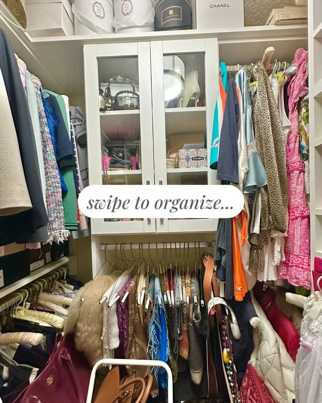 The difference between an organized and unorganized closet is everything. More function, less stress, and a space that actually works for you. Let&rsquo;s make 2026 your organized year! 🙌