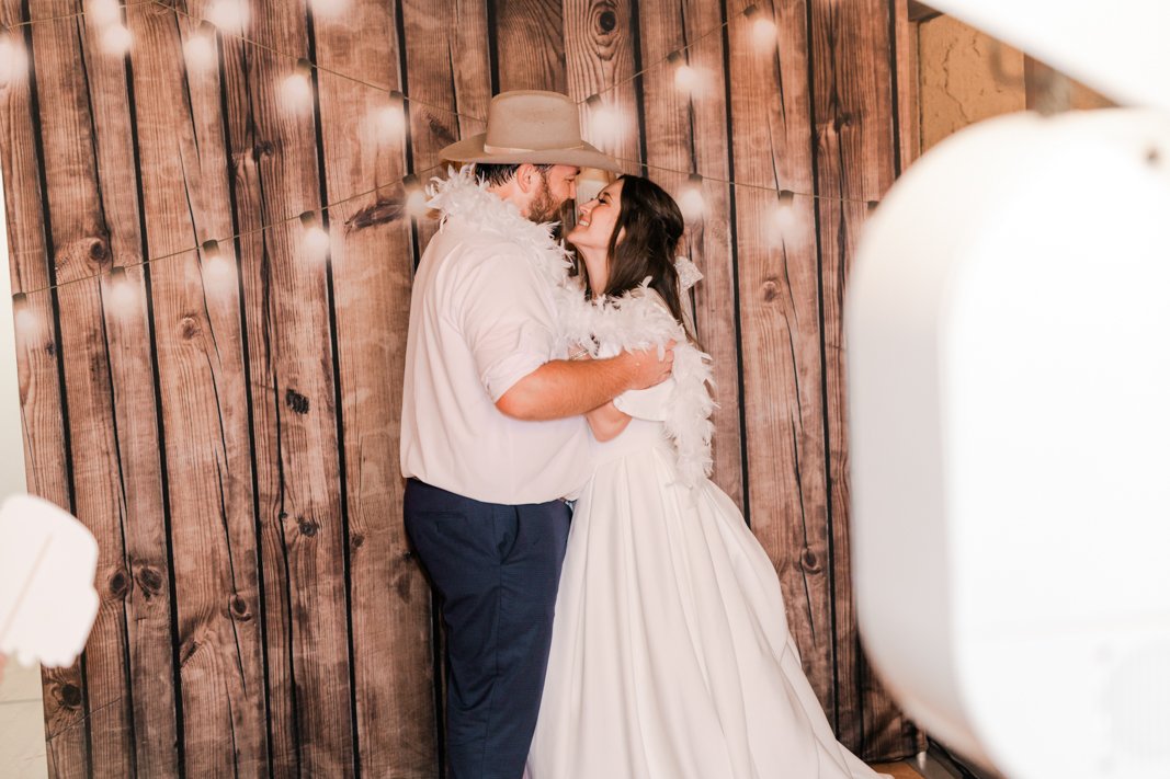 Wedding Photography of Earth, Wind and Photo Booth