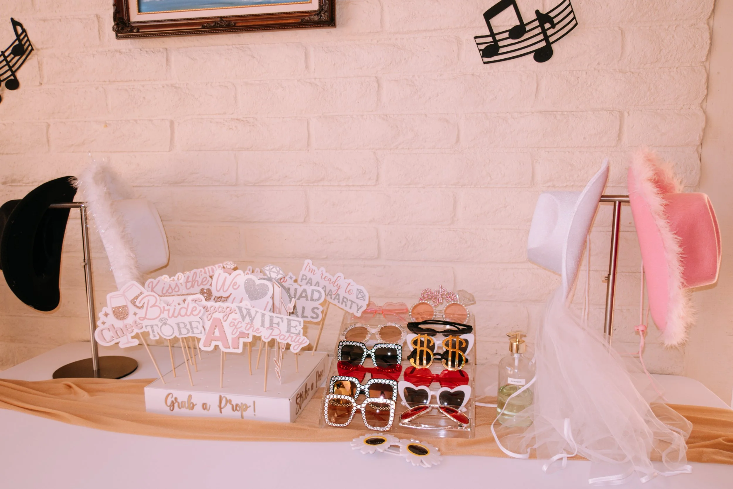 082226-SALISHA_BRIDAL_SHOWER-00006.jpg