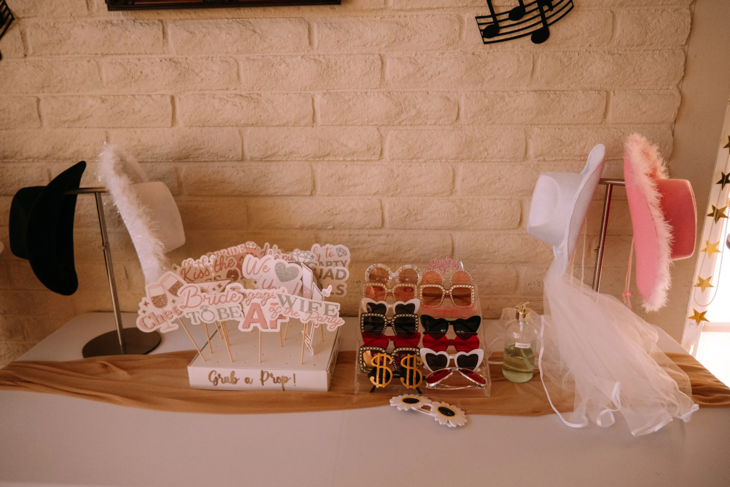 082226-SALISHA_BRIDAL_SHOWER-00067.jpg