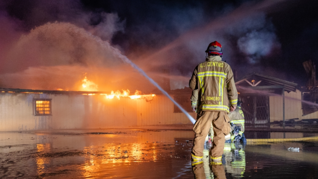 Massive Fire Engulfs Vacant Commercial Building in El Centro; No Injuries Reported