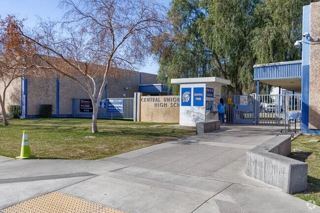  Juvenile Taken Into Custody After Reported Threats Against Central Union High School