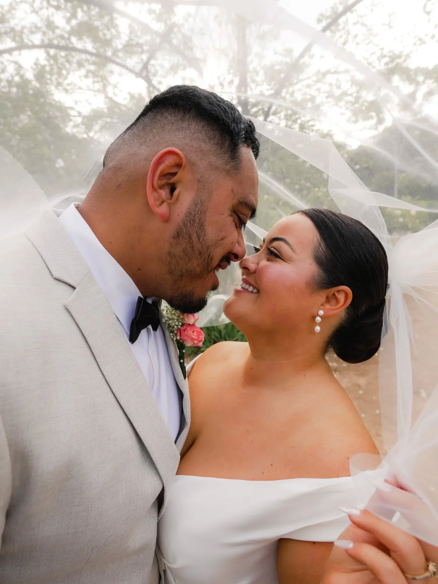 Elizabeth & Jordan π
28th September 2025
A love story only God could write!! Truly honoured to capture @jpod91 @lizz_tipoki beautiful wedding day β¨οΈ
Venue: @lauristonhouse
Photo/Video: @jordanlolemedia
Florist: @weddingflowersbyjody
DJ: @dj