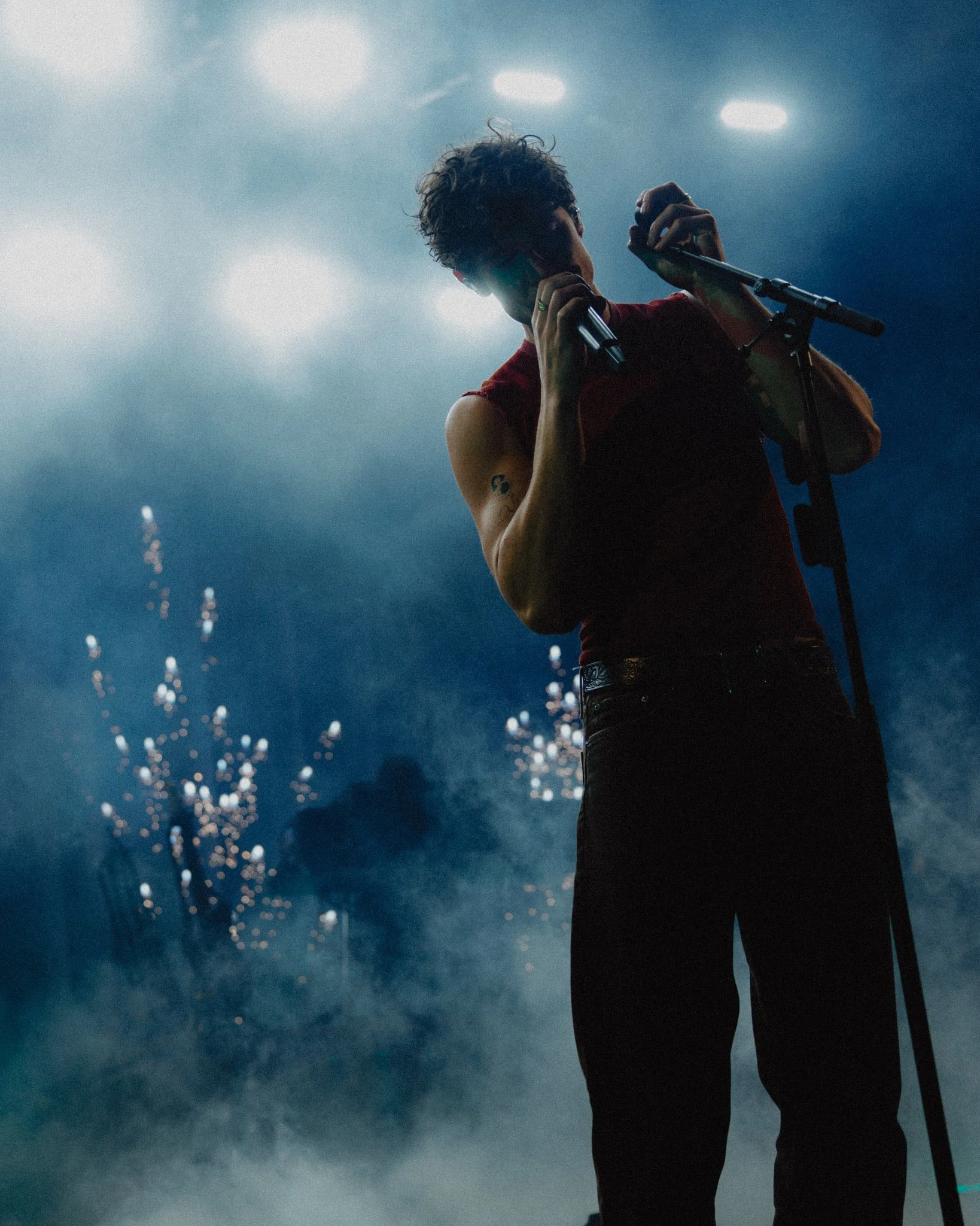 Production and lighting design for Shawn Mendes on the On The Road Again Tour