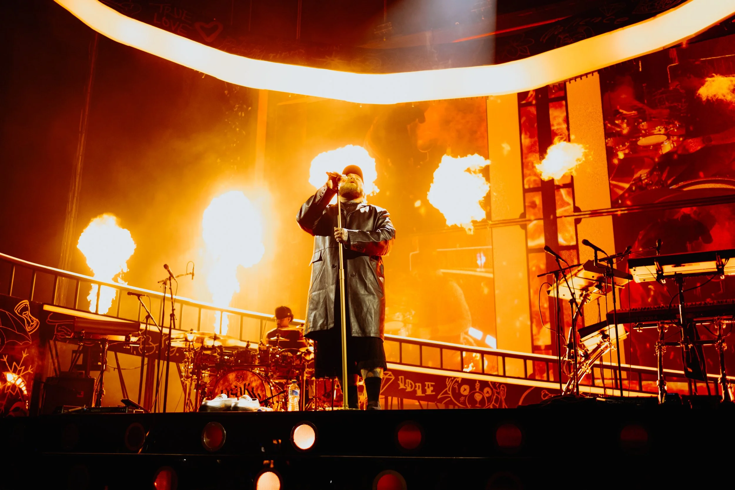 Lighting design for Teddy Swims I've Tried Everything but Therapy Tour