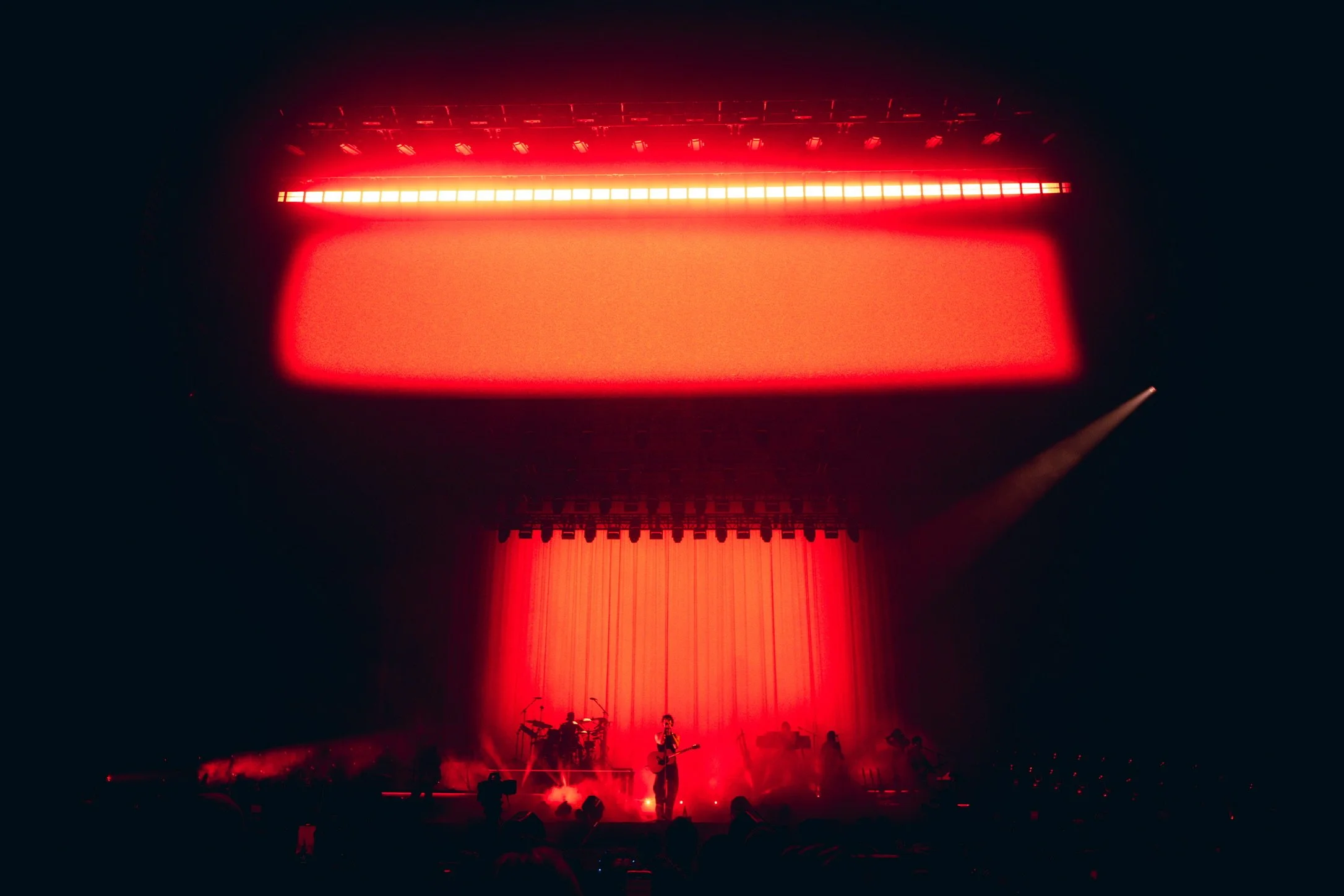 Production and lighting design for Shawn Mendes on the On The Road Again Tour