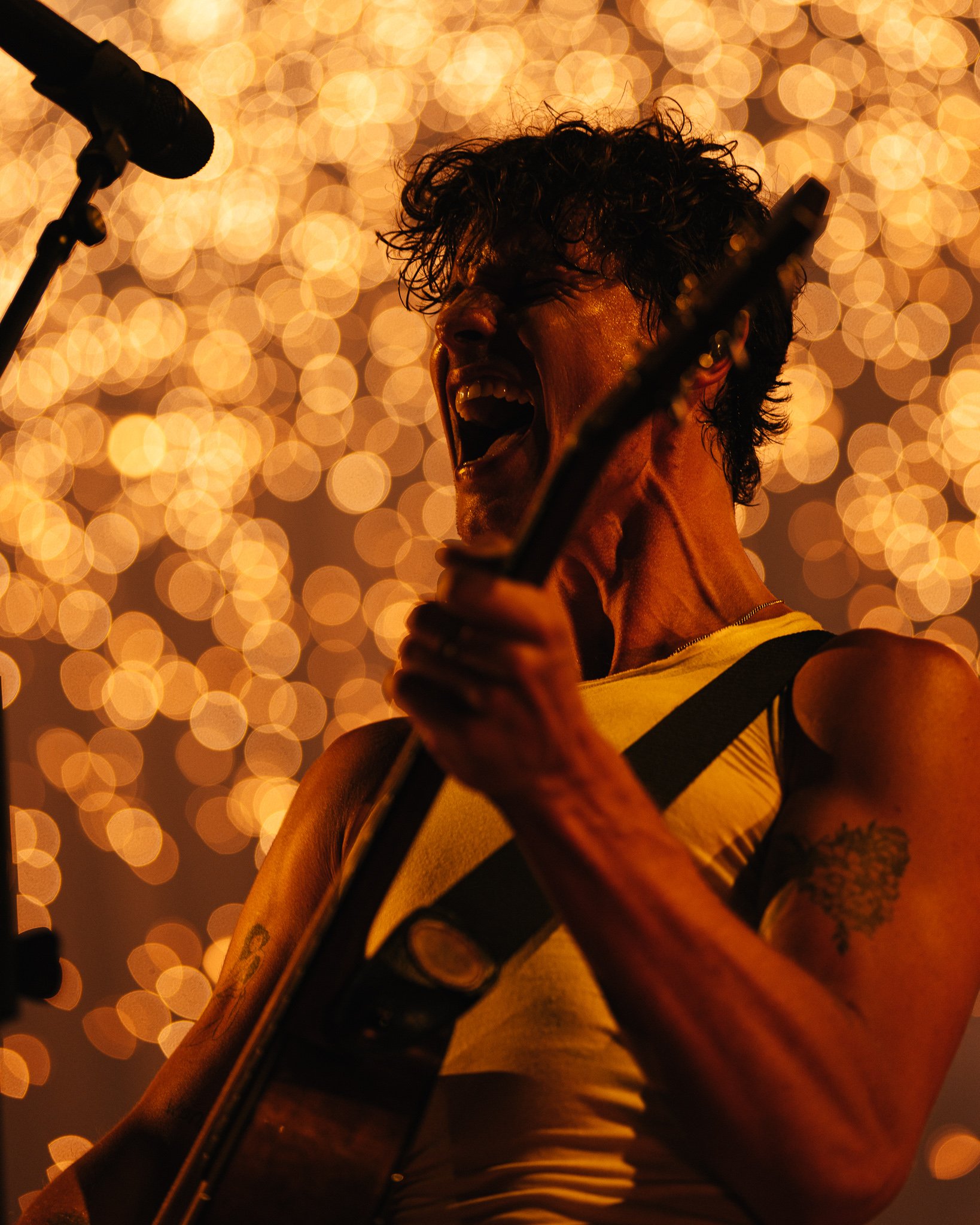 Production and lighting design for Shawn Mendes on the On The Road Again Tour