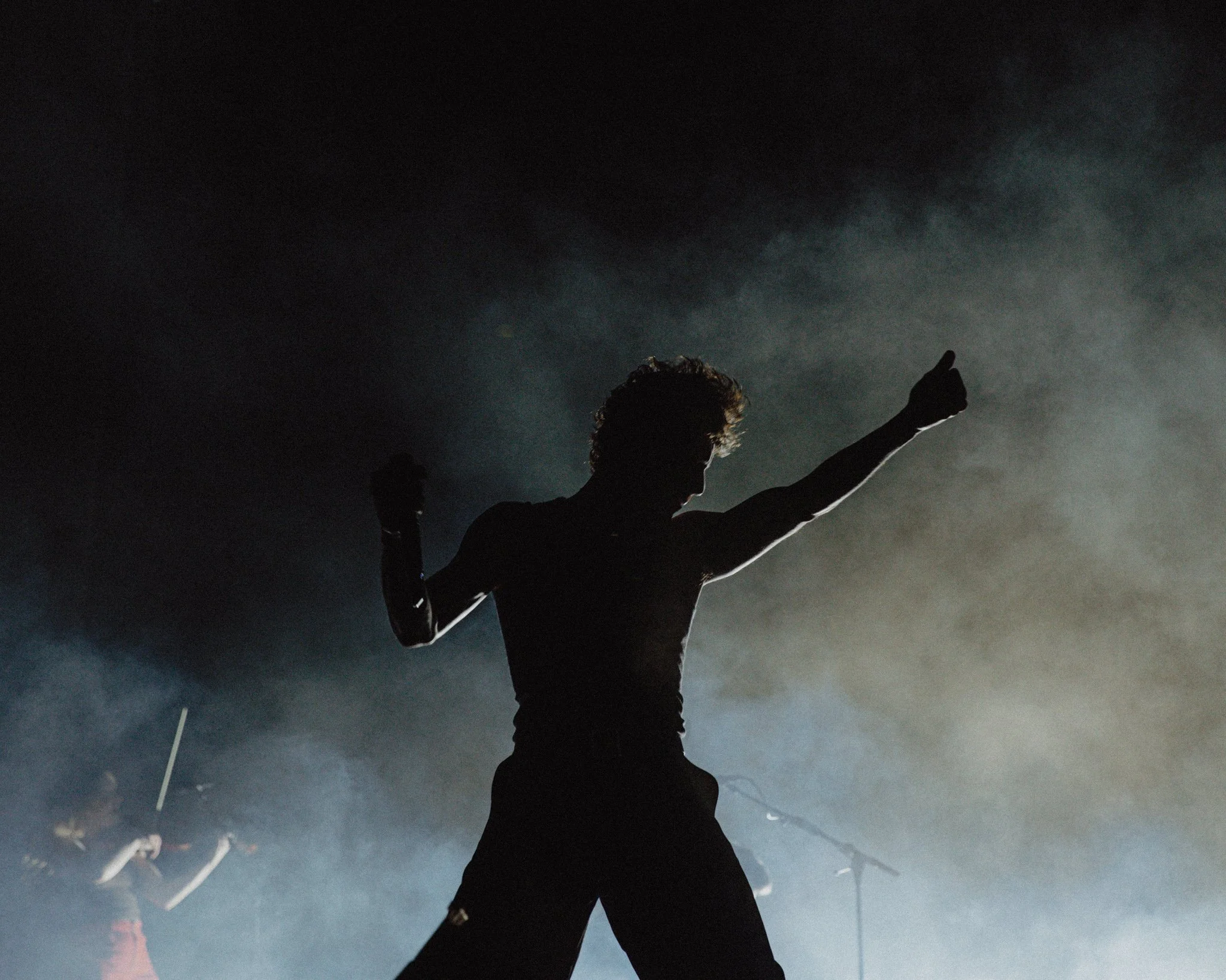 Production and lighting design for Shawn Mendes on the On The Road Again Tour