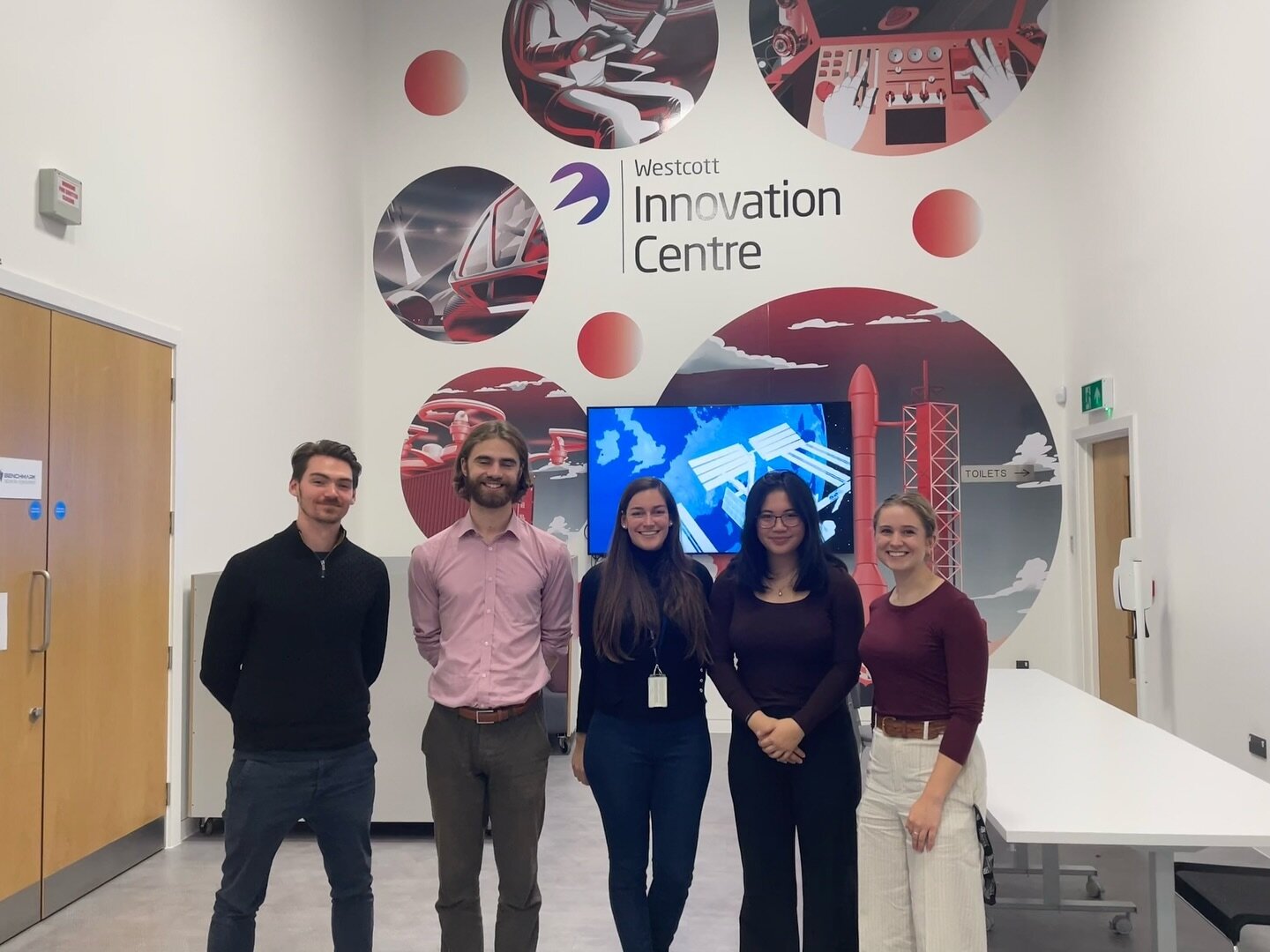 Yesterday our team leads had the opportunity to visit the Satellite Application Catapult at Westcott Venture Park. It was so interesting getting to learn more about the MetalFAV1 AM system. We&rsquo;re excited to see how the BristolSEDS Race2Space te