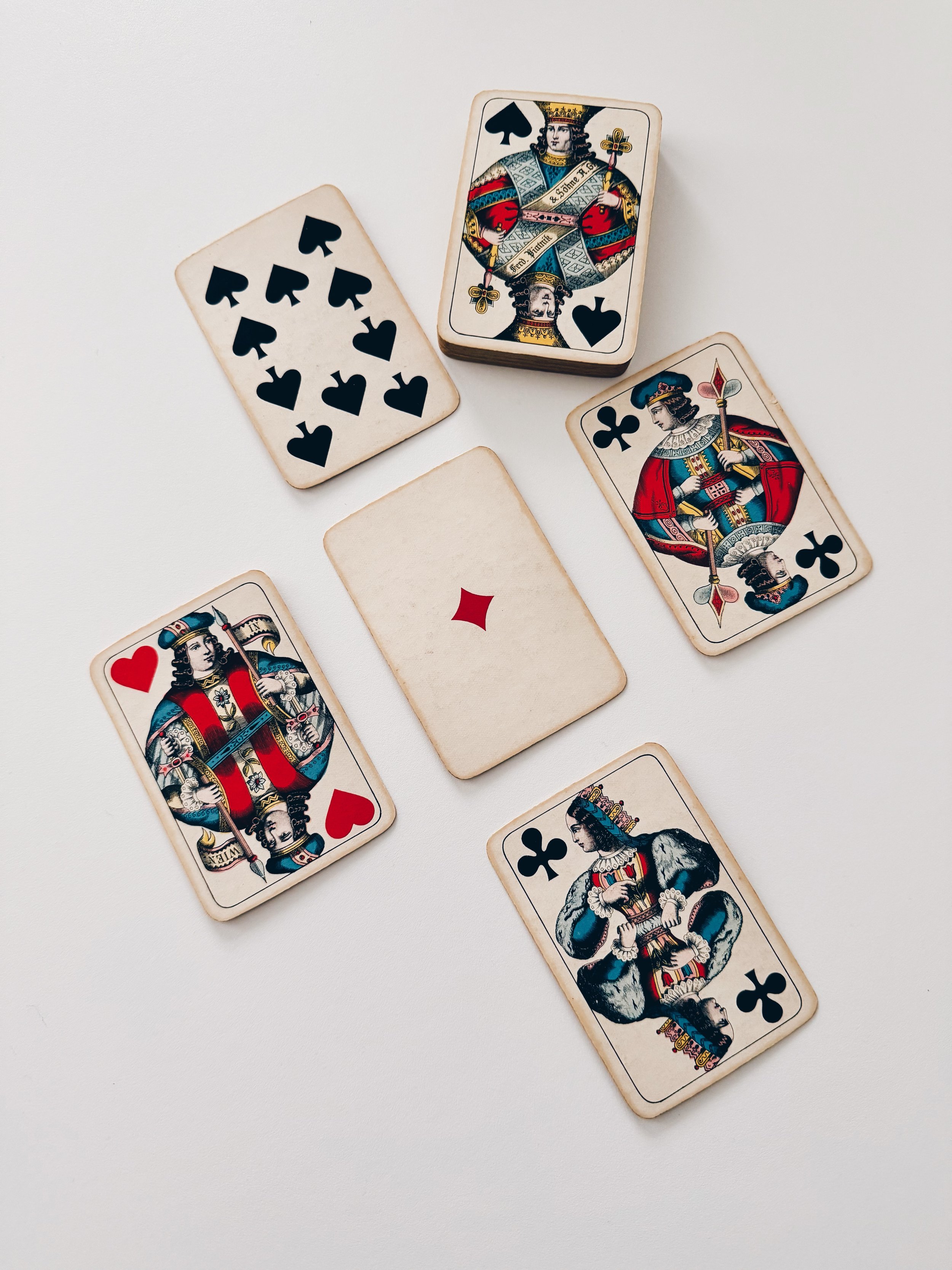 How Do We Achieve Precision in Reading the 32 Playing Cards?