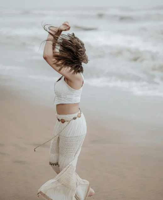 bw-beach.jpg