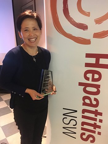 Alice Lee receives 2017 Hepatitis NSW Cheryl Burman Award at the Annual General Meeting. Source: Hepatitis NSW